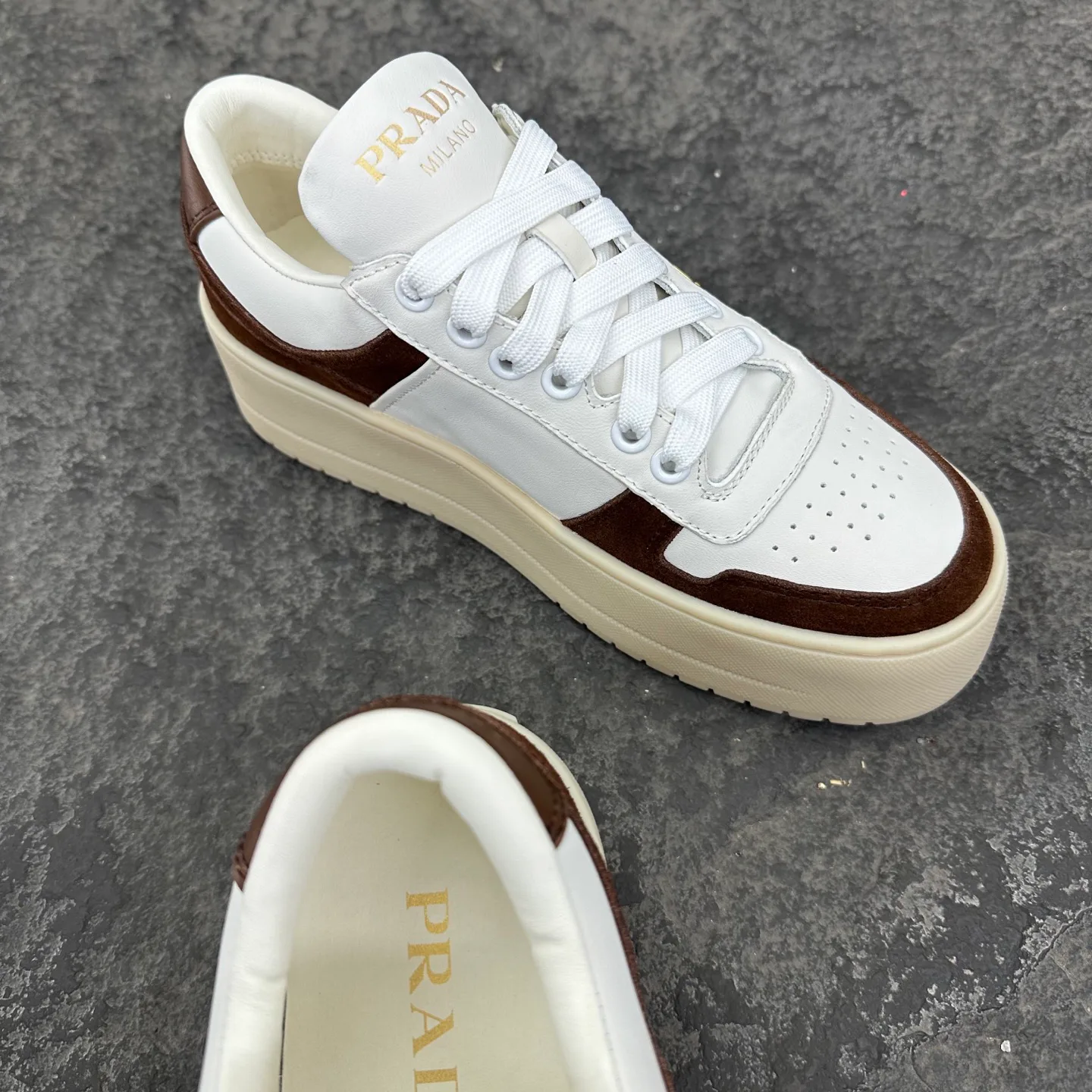 Men's Sneakers PRADA 18154155