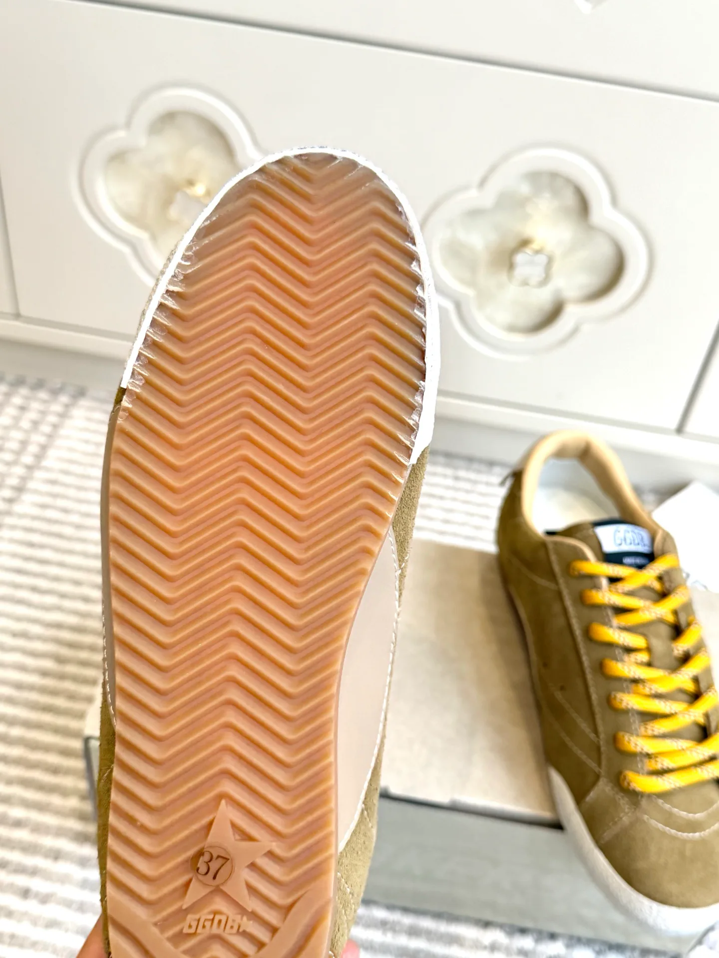 Women's Sneakers GOLDEN GOOSE 18360512