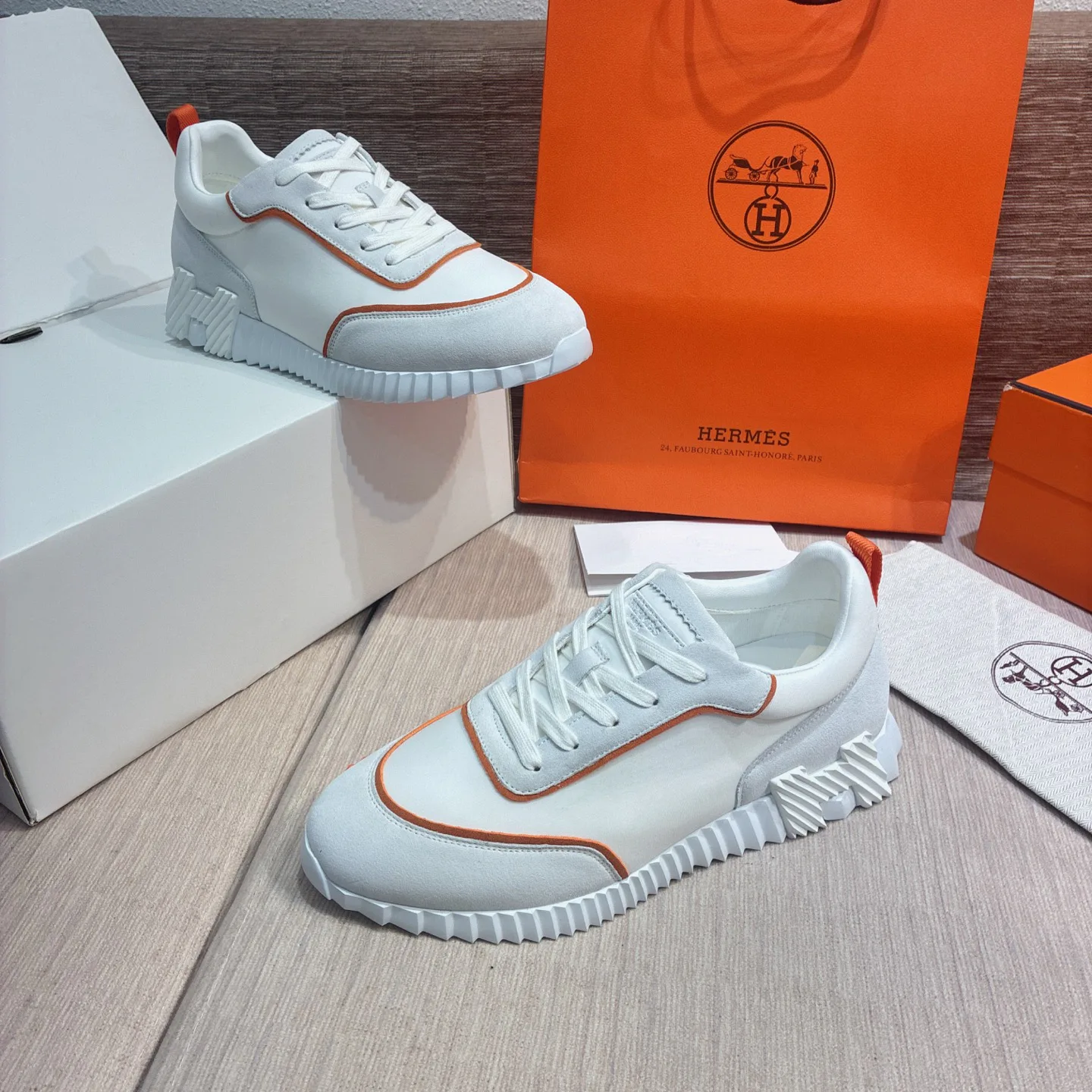 Women's Sneakers HERMES 17977065