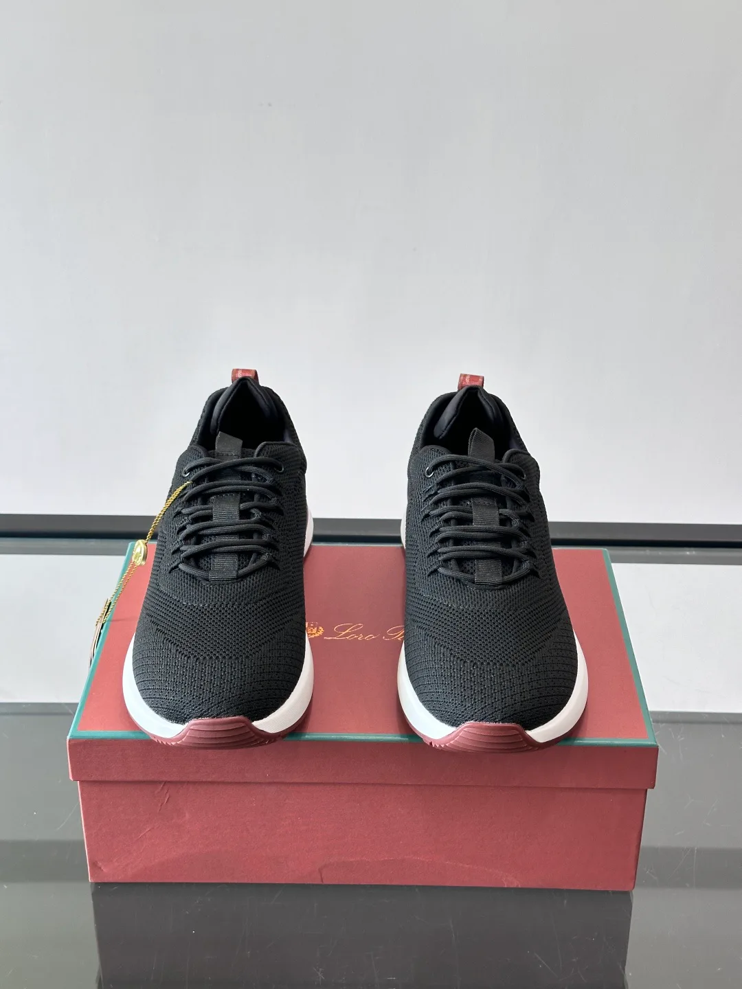 Men's Sneakers LORO PIANA 18265119