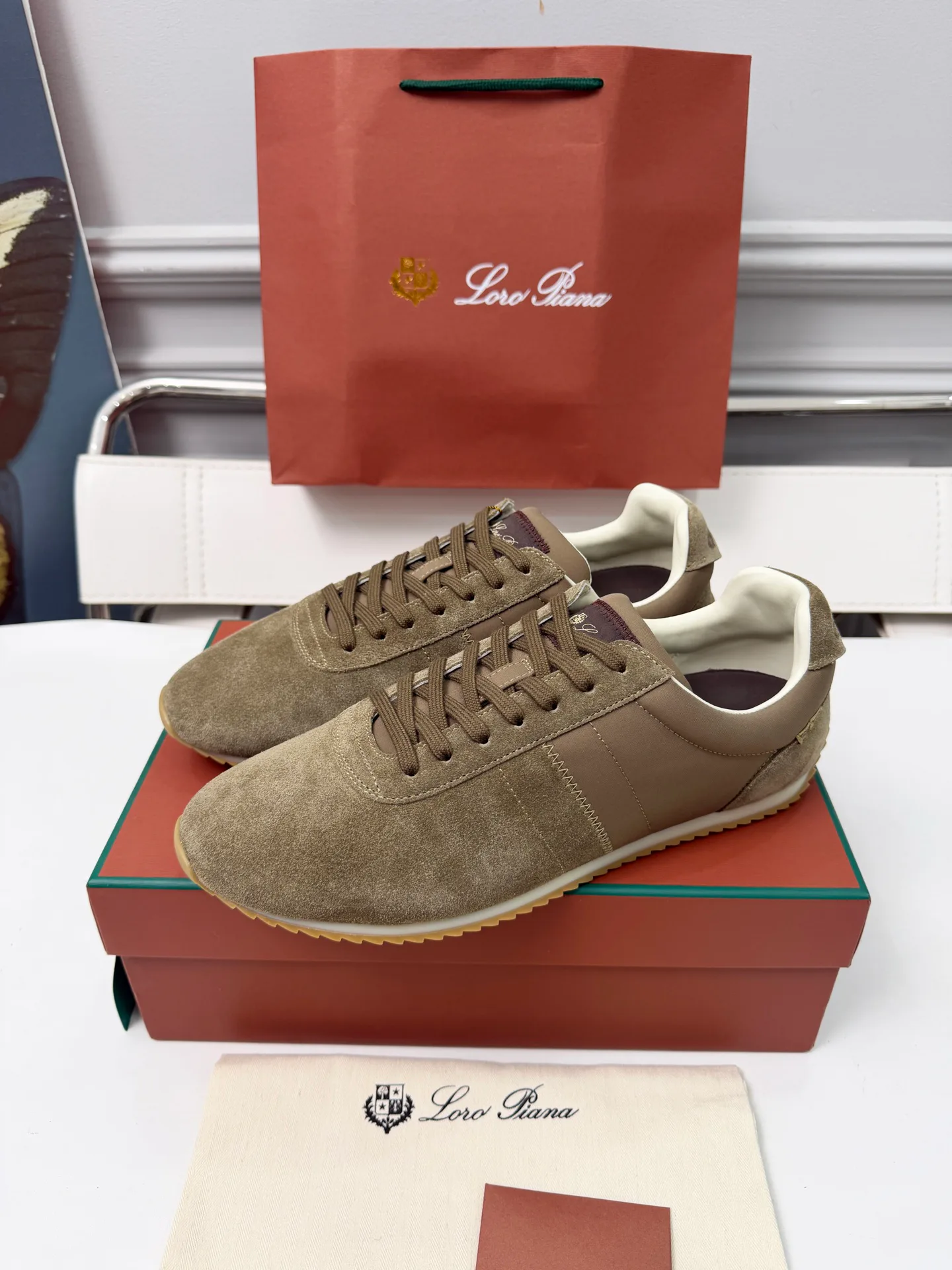 Women's Sneakers LORO PIANA 17467092