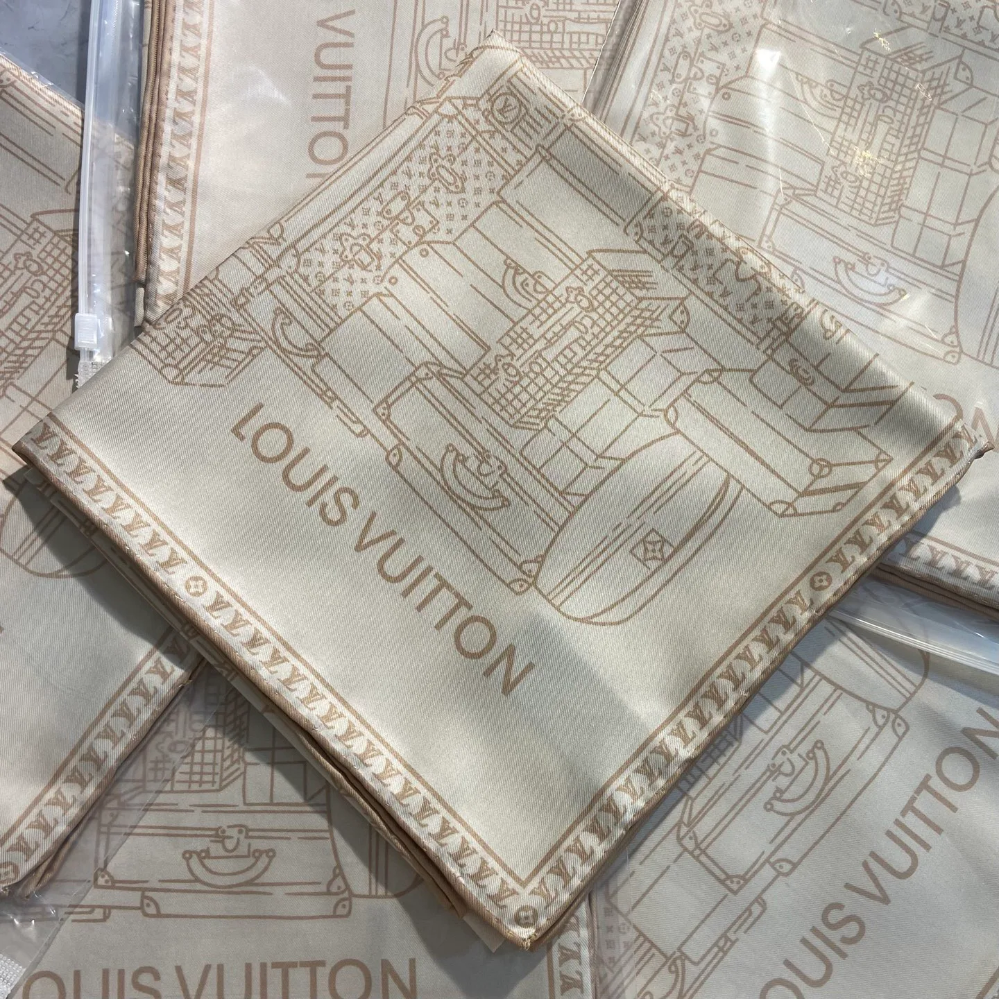 Silk Scarves LOUIS VUITTON 17608793