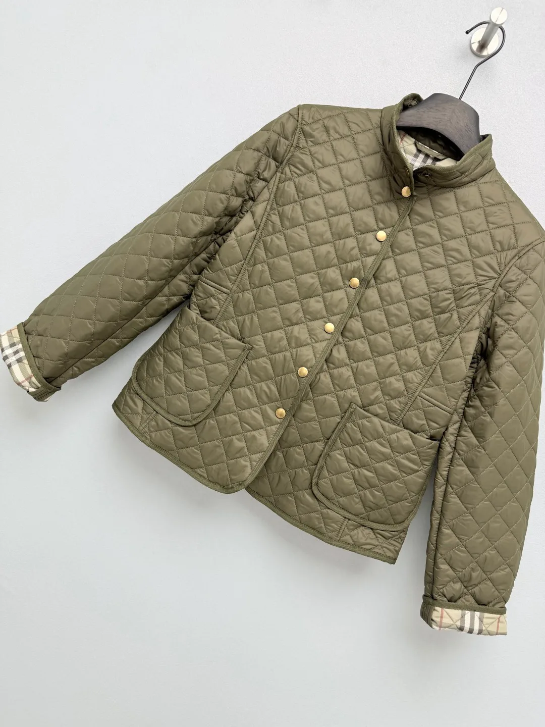 Women's Jackets And Down Jackets BURBERRY 18512944