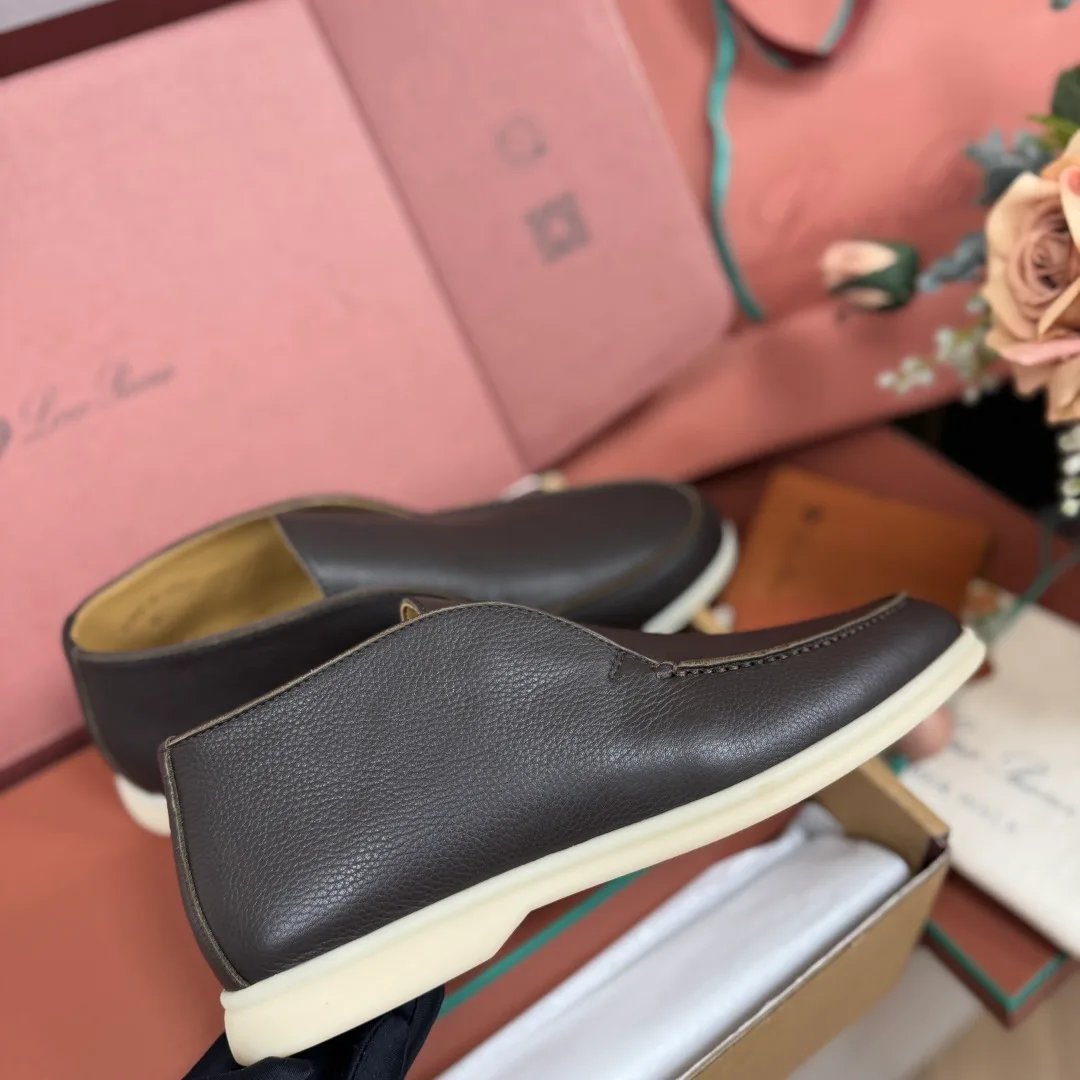 Men's Loafers And Dress Shoes LORO PIANA 18101816