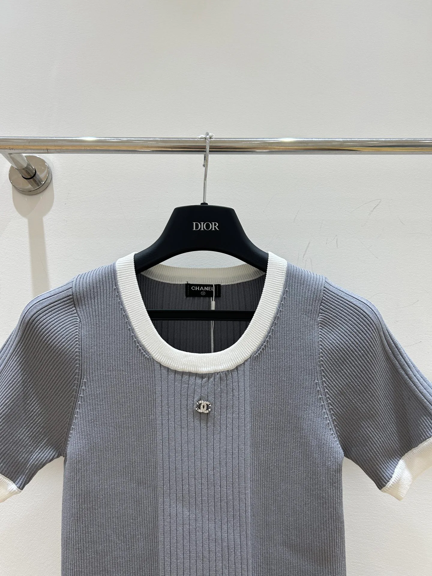 Women's T-Shirts CHANEL 18097468