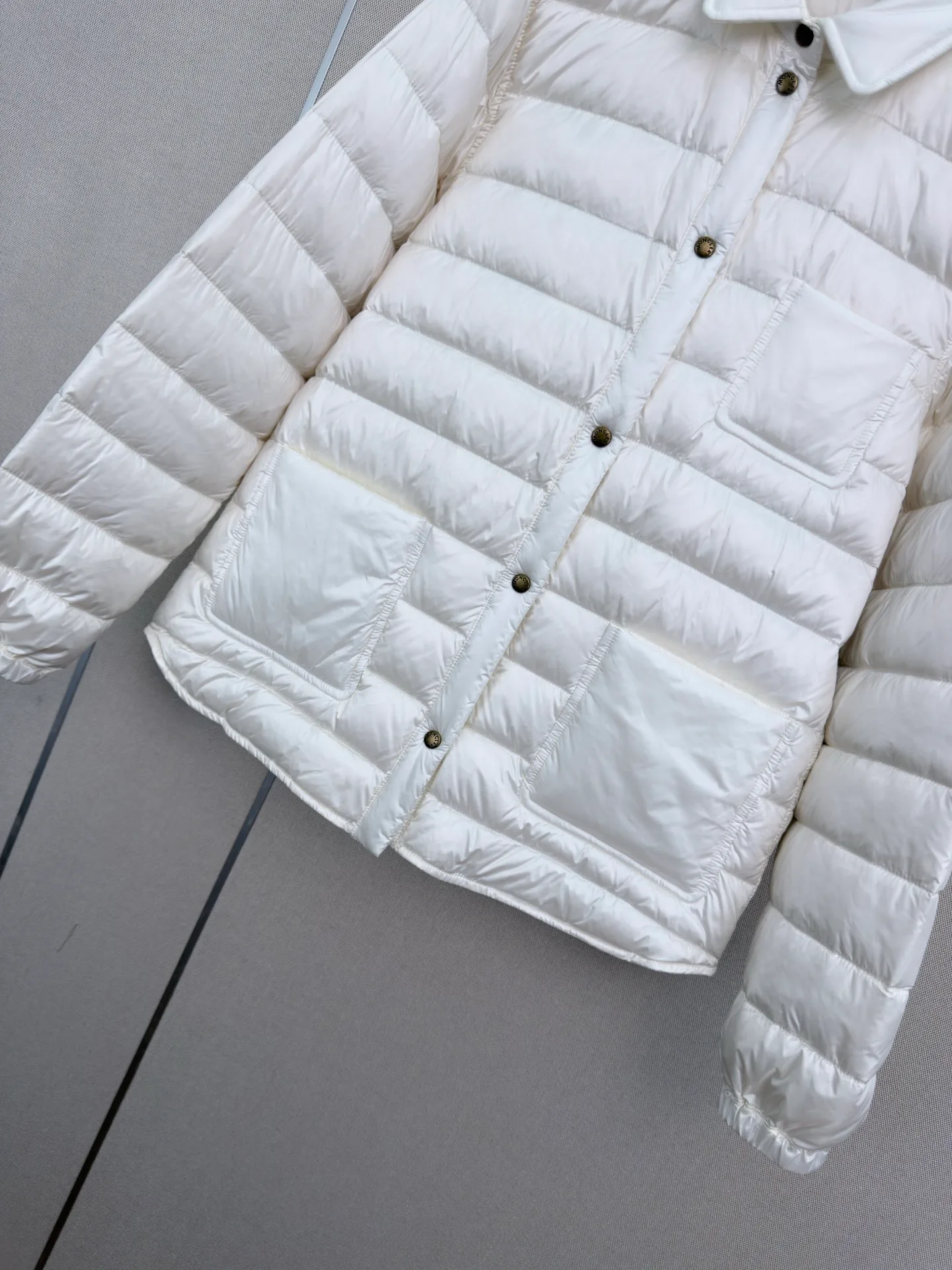 Women's Jackets And Down Jackets MONCLER 17919457