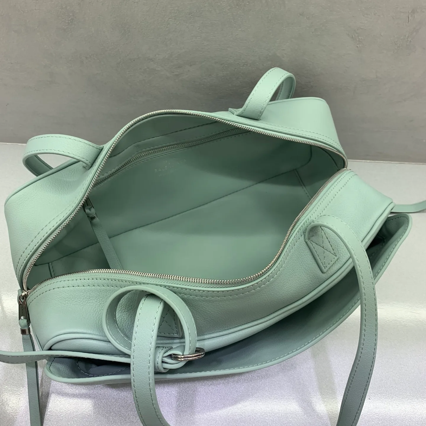 Women's Classic Handbags BALENCIAGA 18136627