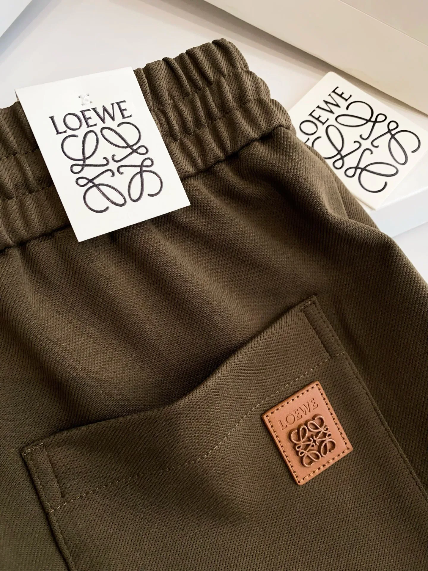 Men's Trousers LOEWE 18161924