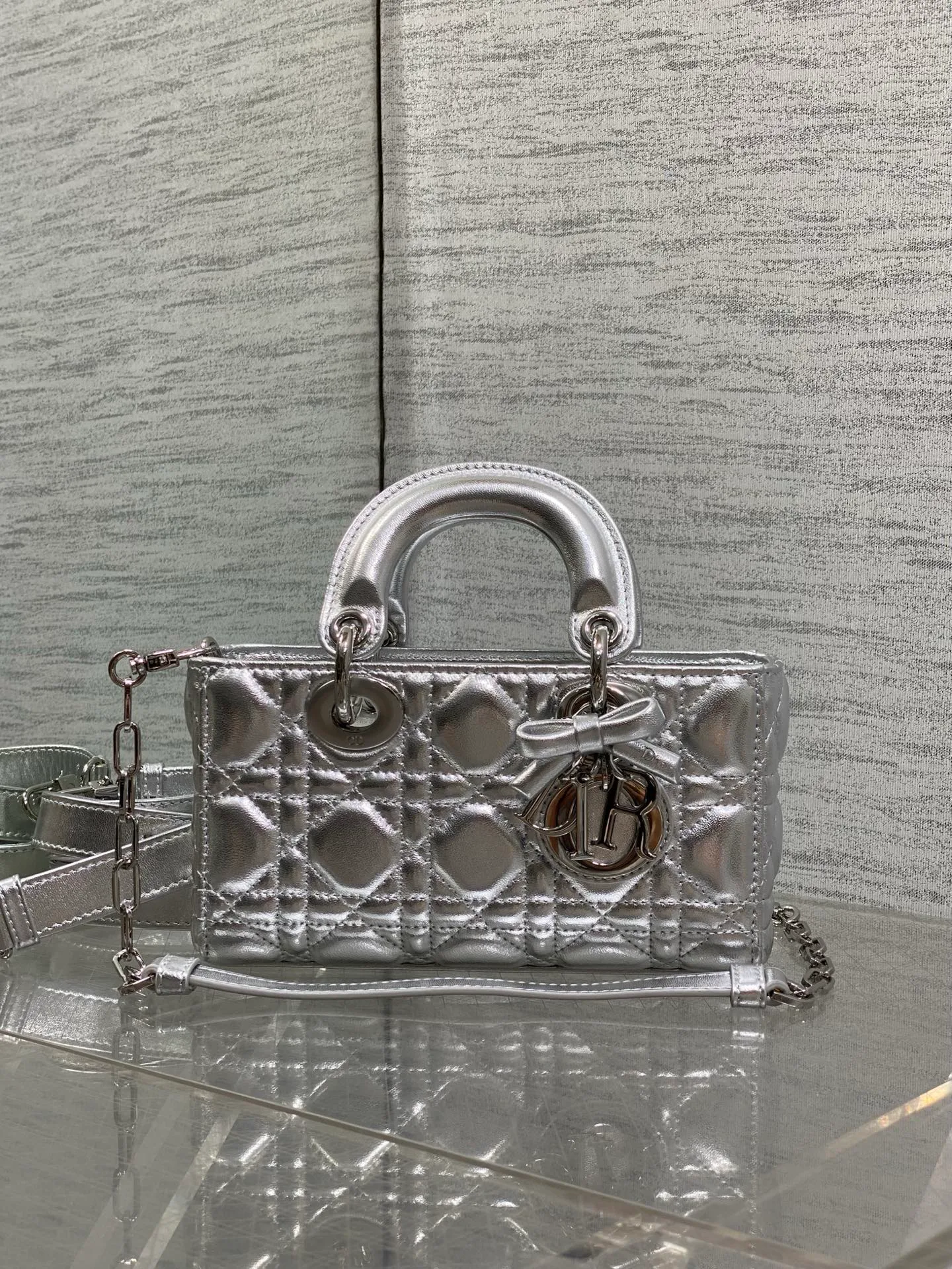 Women's Classic Handbags CHRISTIAN DIOR 17601491