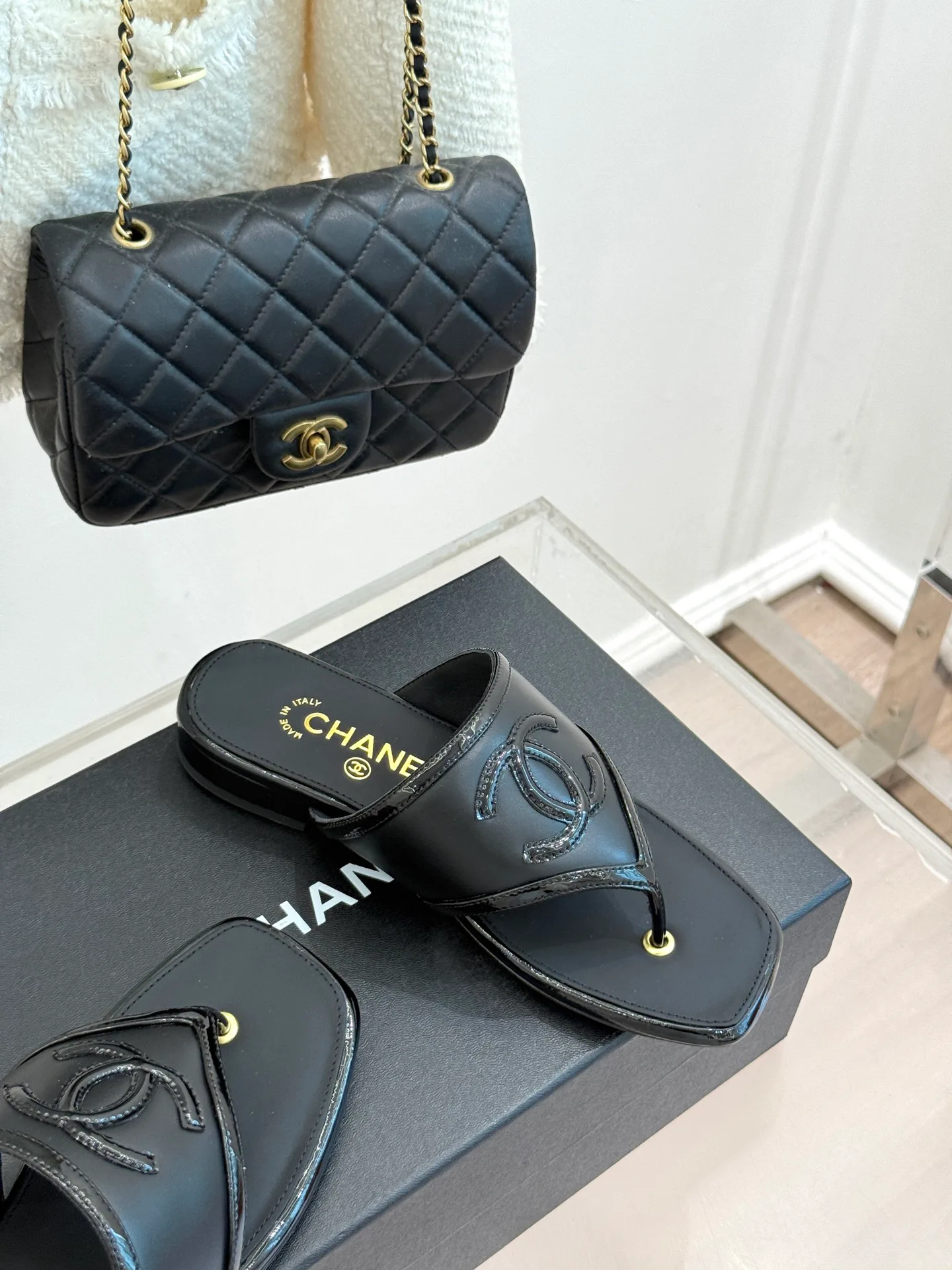Women's Flip-Flops CHANEL 17425289