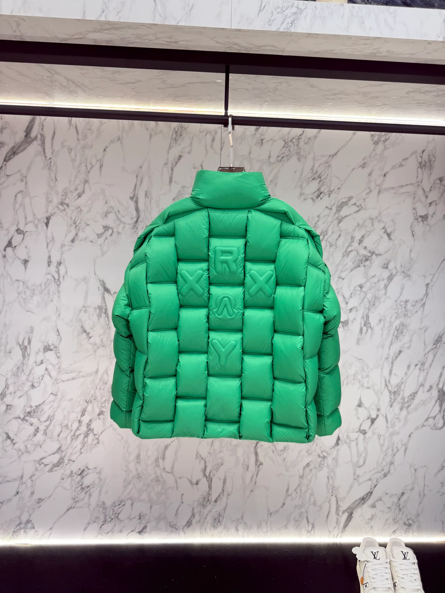 Men's Jackets And Down Jackets MONCLER 18387705