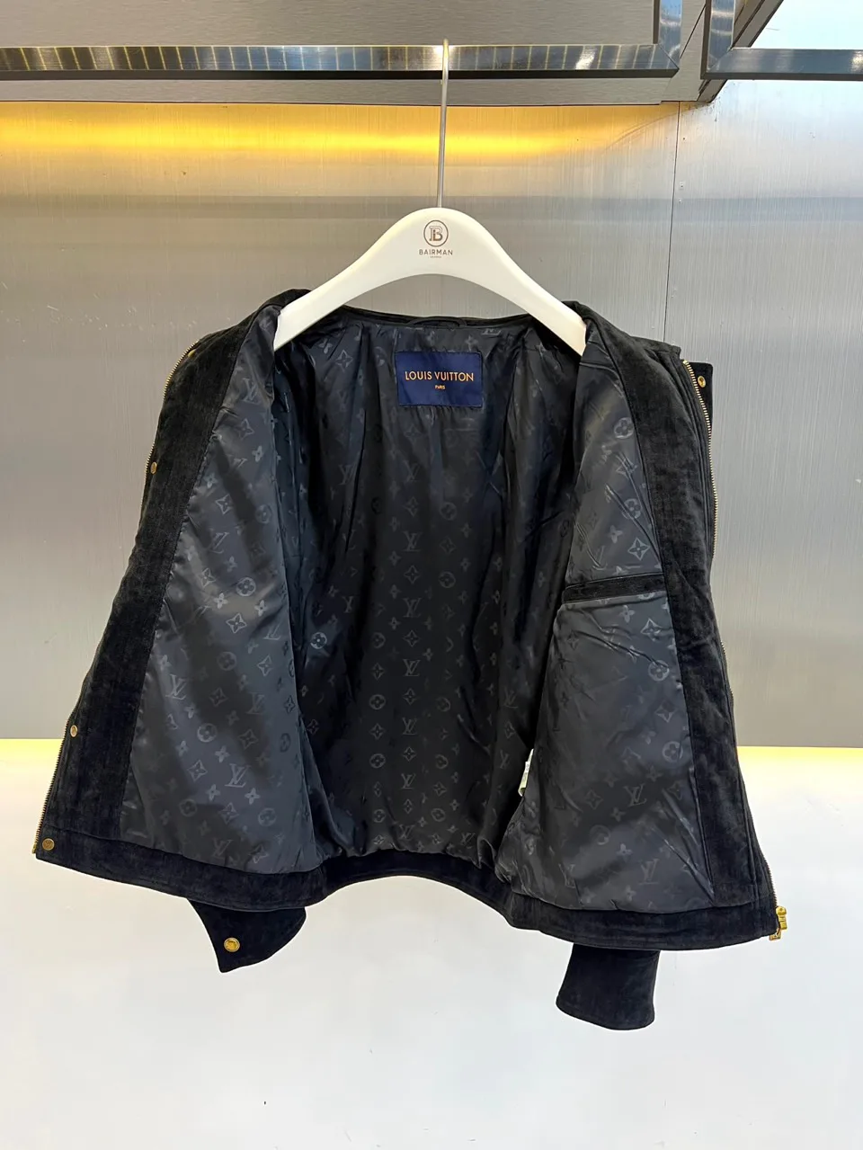 Men's Jackets And Down Jackets LOUIS VUITTON 18416780