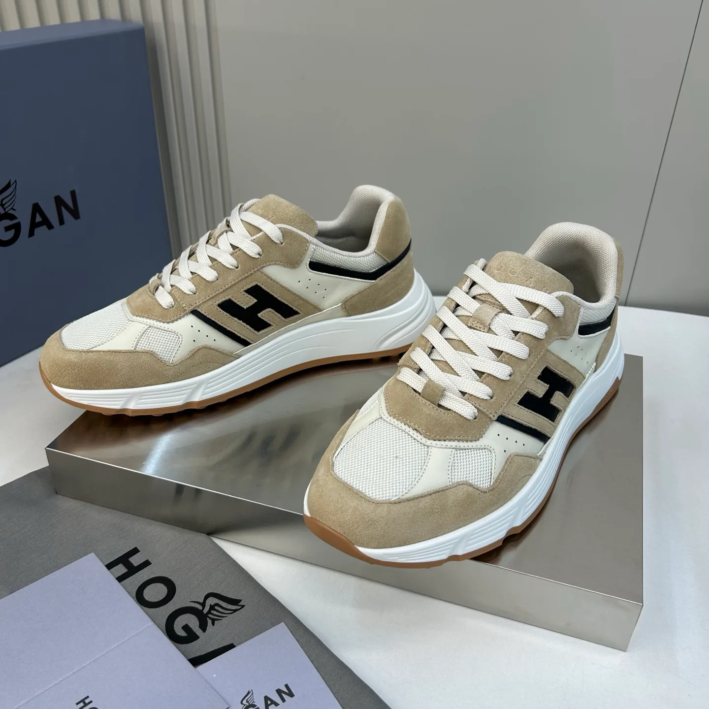 Men's Sneakers HOGAN 17280335
