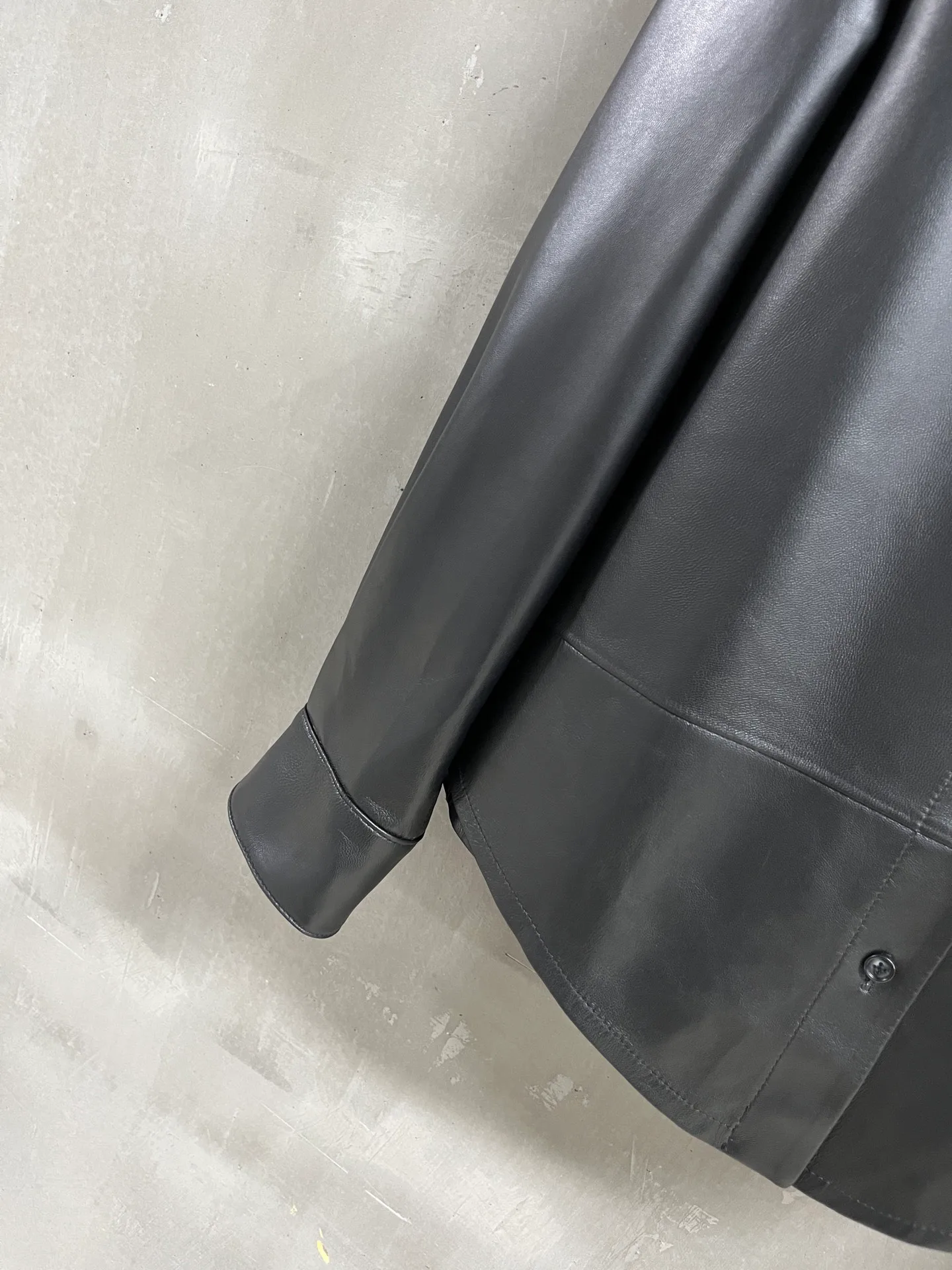 Women's Leather Jackets And Sheepskin Coats LOEWE 18172887