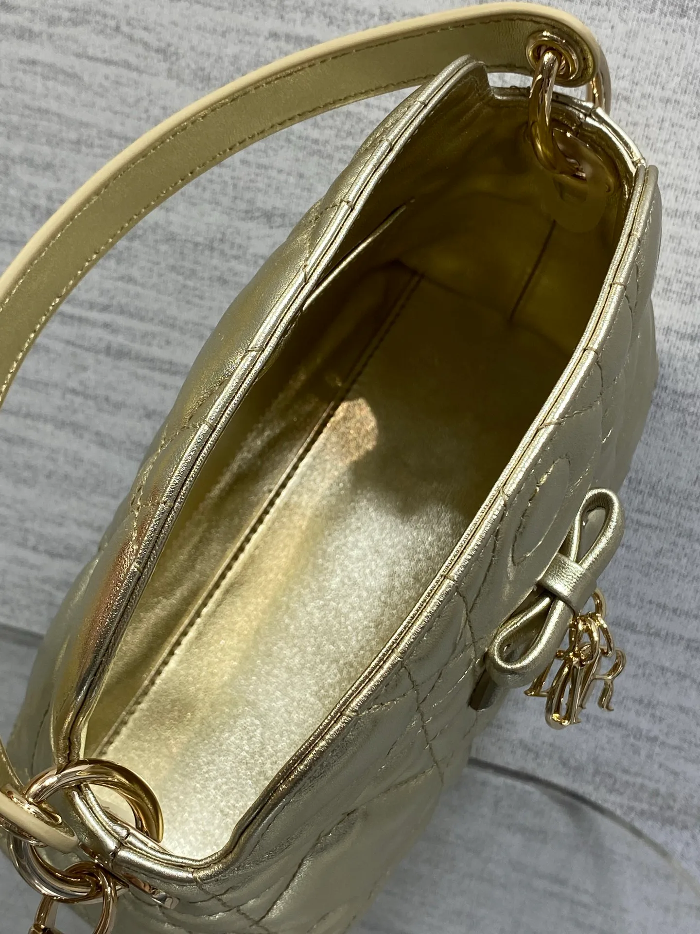 Women's Classic Handbags CHRISTIAN DIOR 18341376