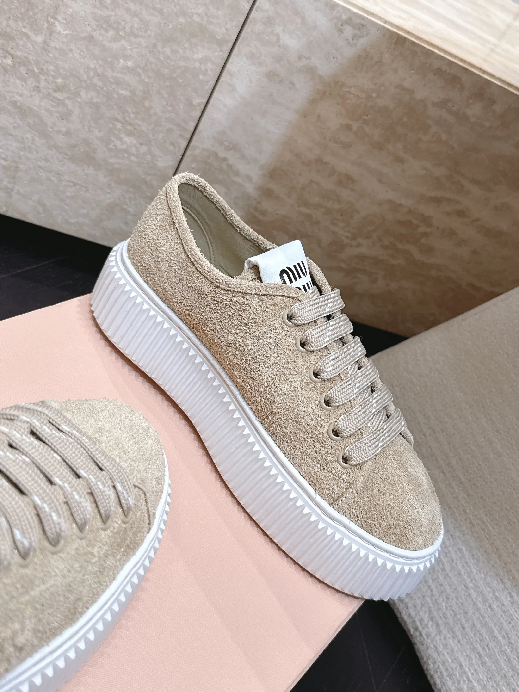 Women's Sneakers MIU MIU 17968856
