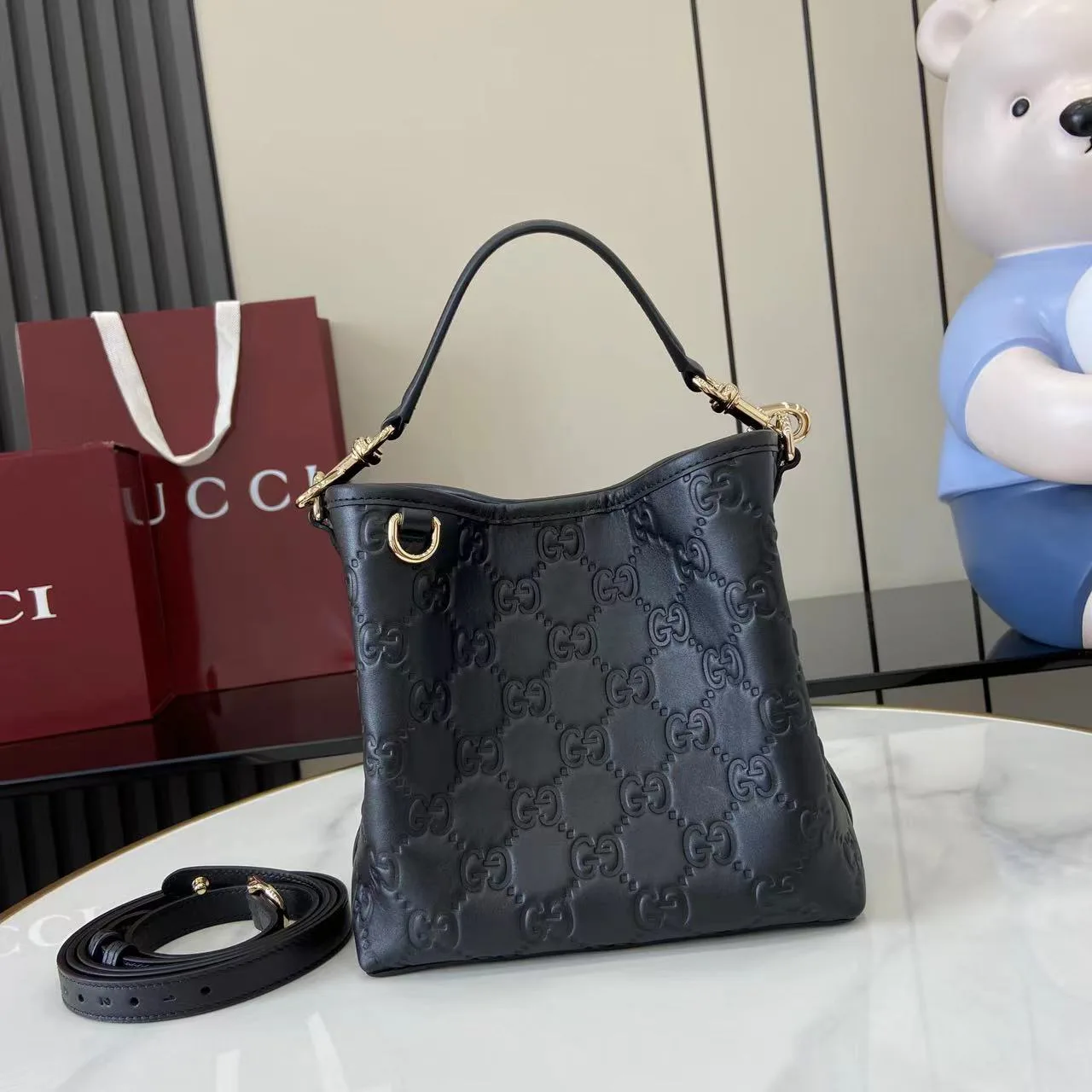 Women's Classic Handbags GUCCI 18404550