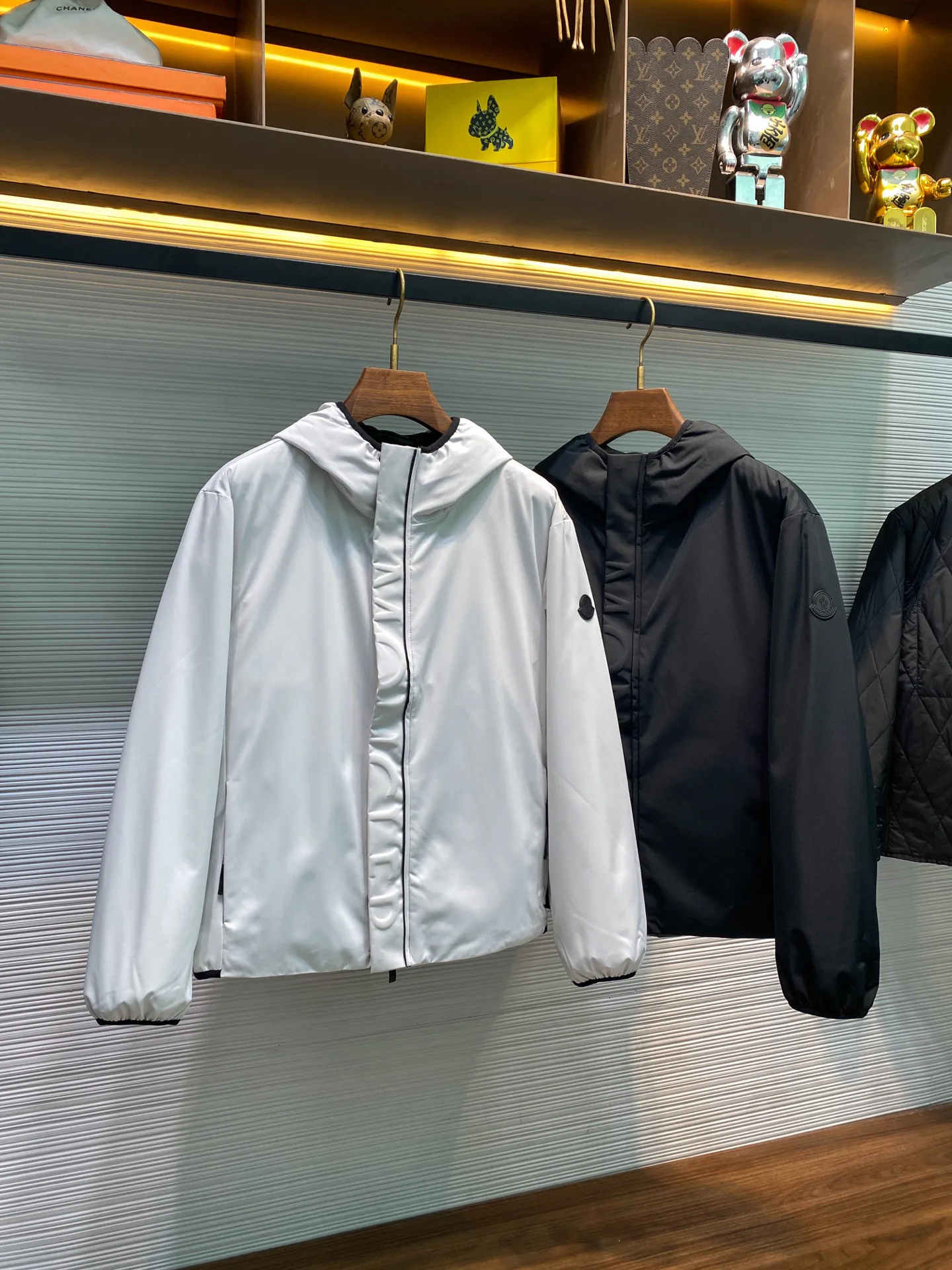 Куртки И Пуховики Мужские Moncler 18596768