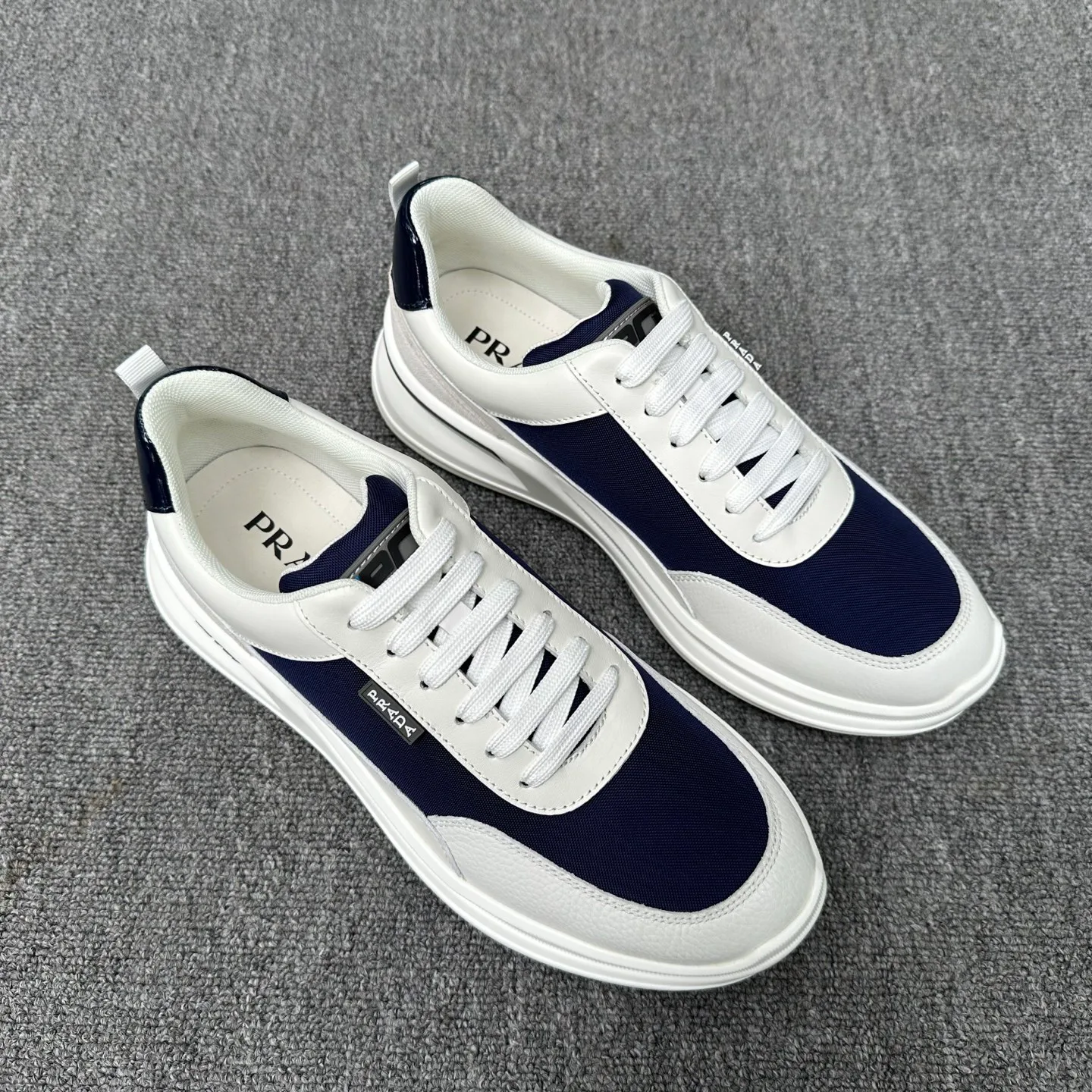 Men's Sneakers PRADA 18076342