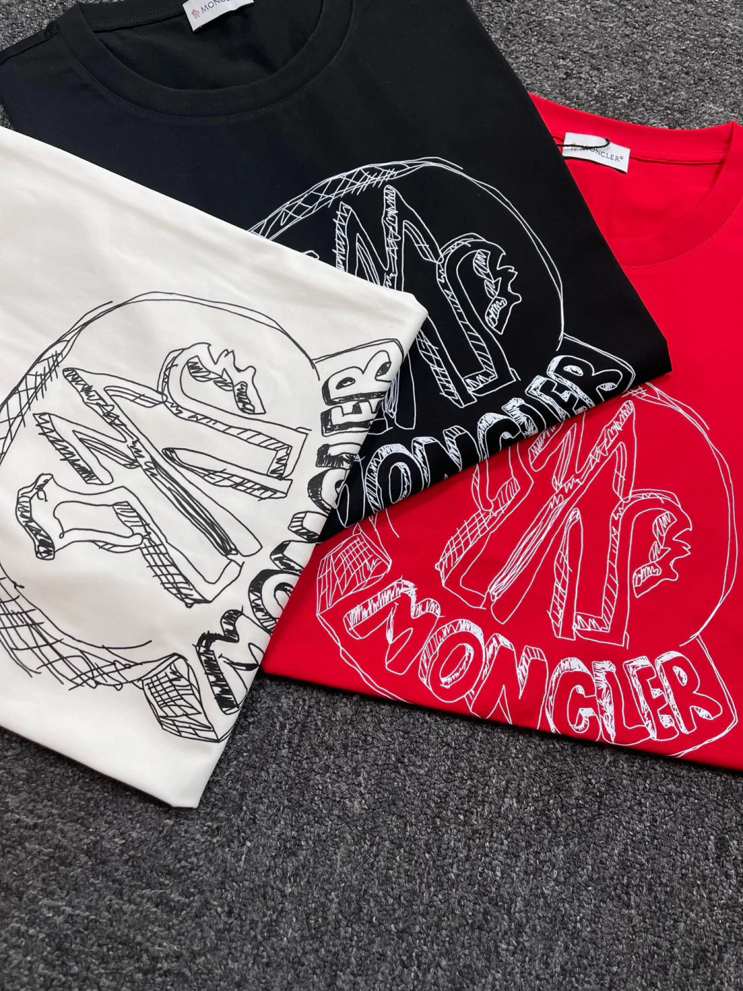 Men's T-Shirts MONCLER 17037185
