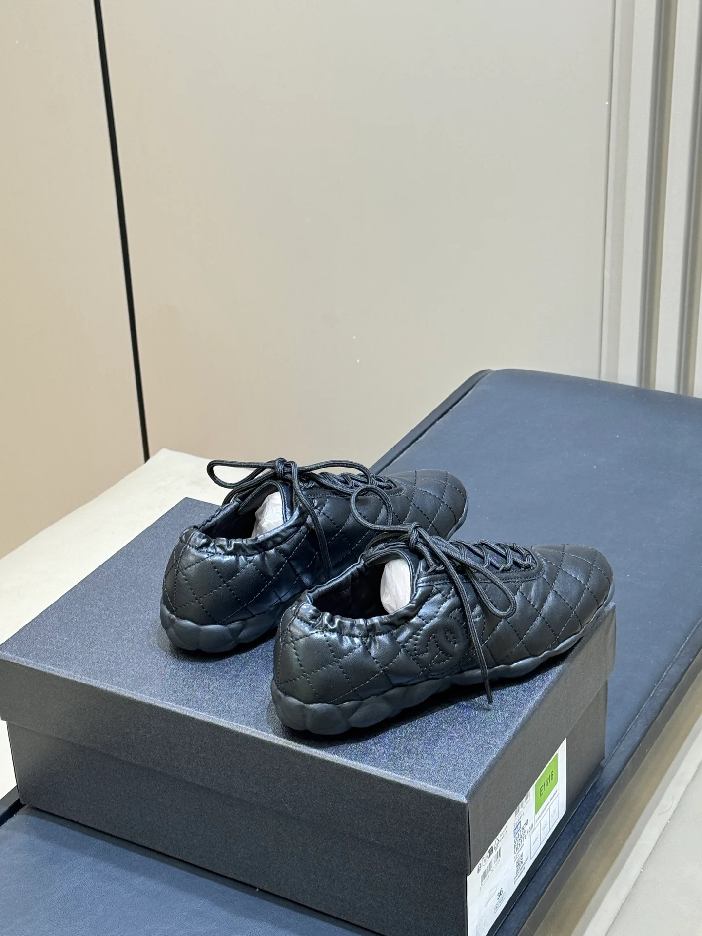 Women's Sneakers CHANEL 18072929