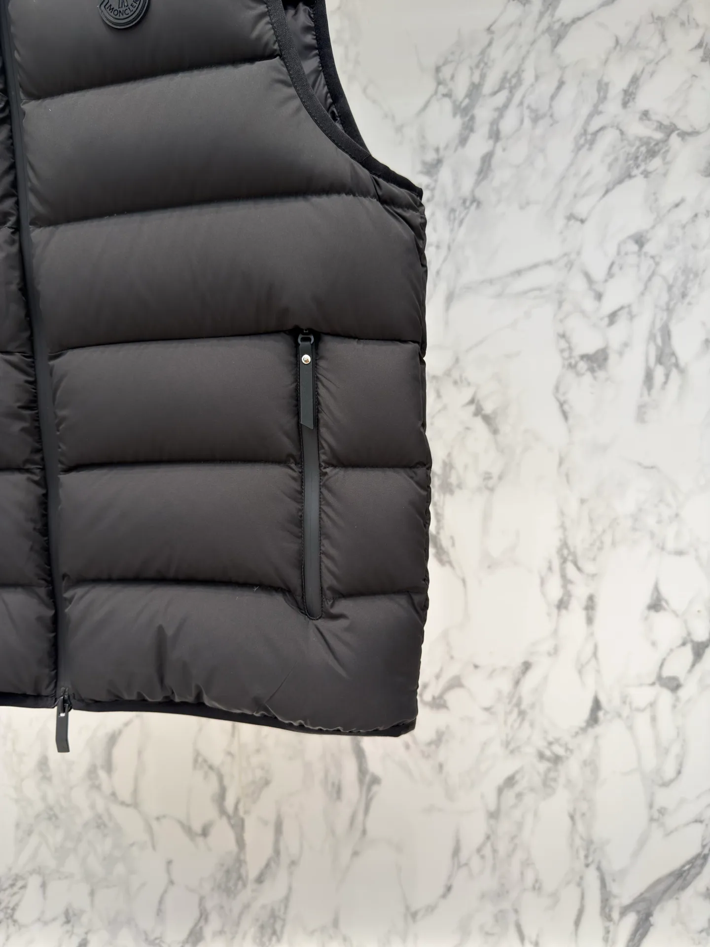 Куртки И Пуховики Мужские Moncler 18681339