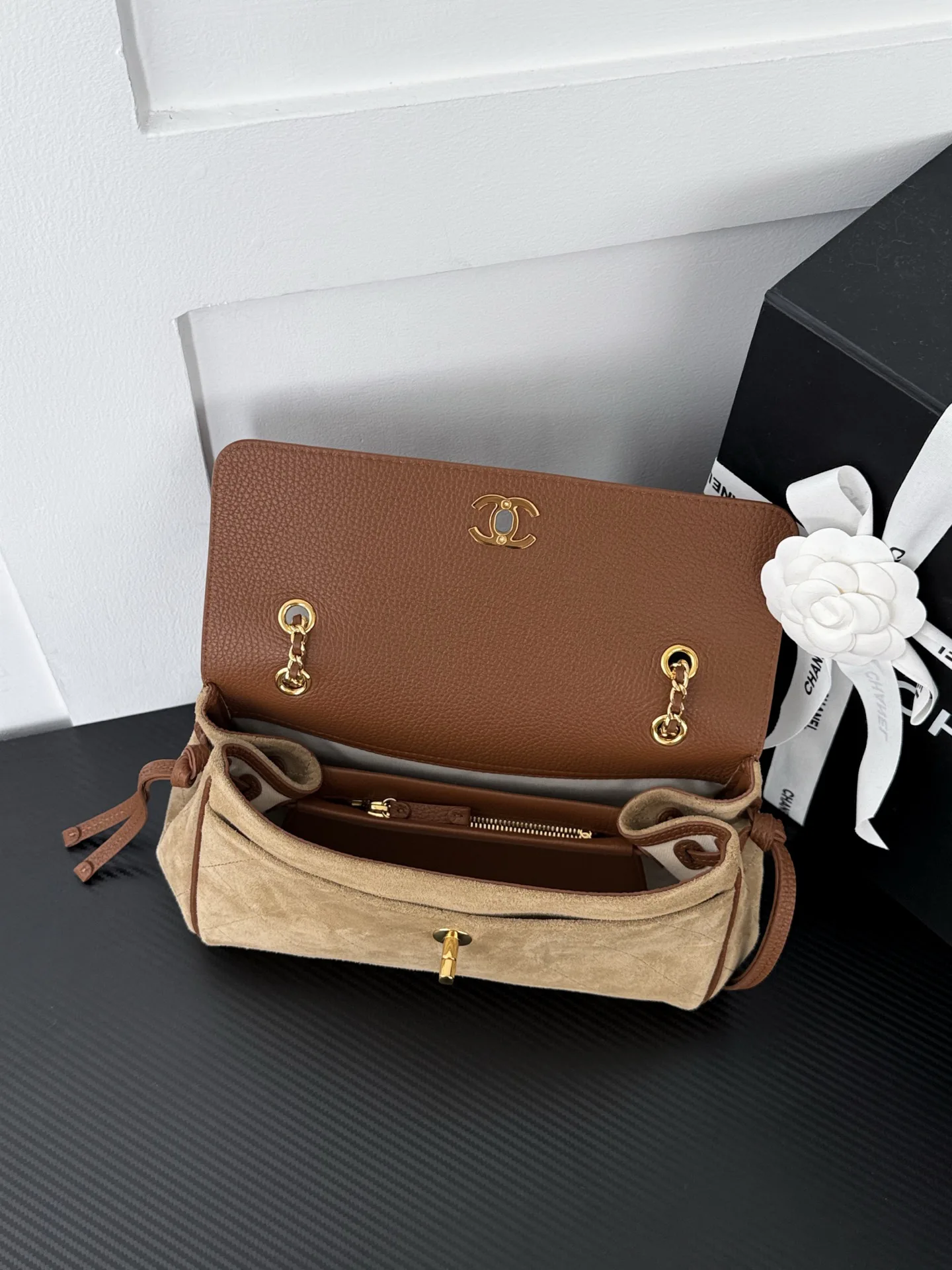 Women's Classic Handbags CHANEL 18477042