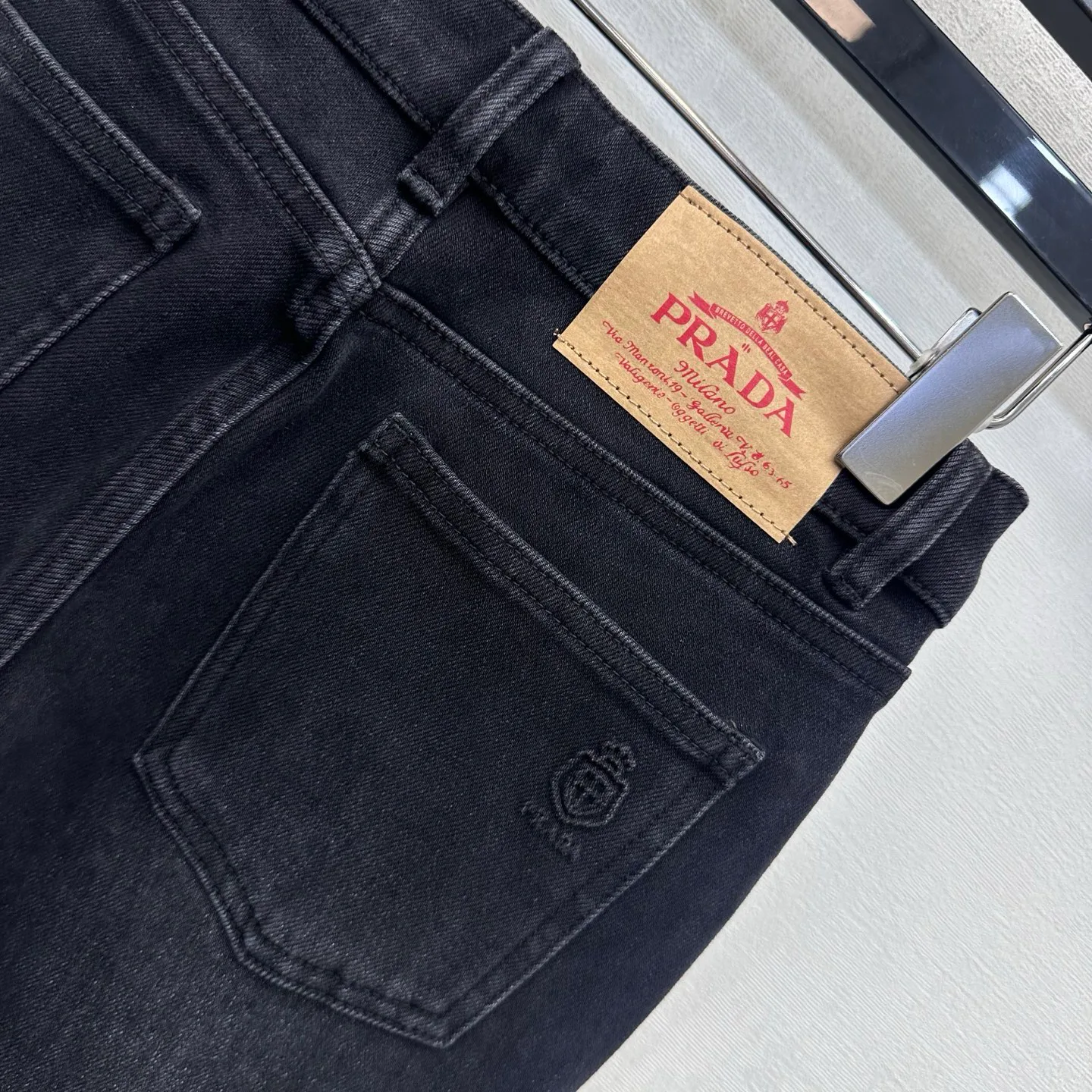 Джинсы Женские Prada 18579404