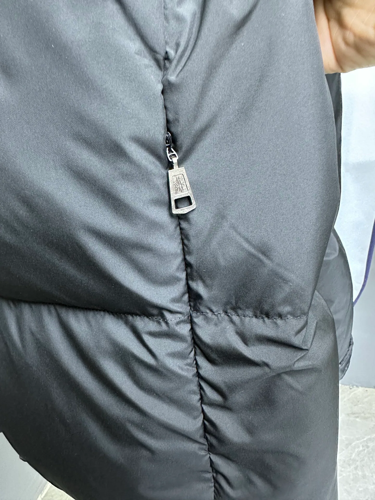 Куртки И Пуховики Мужские Moncler 18600125