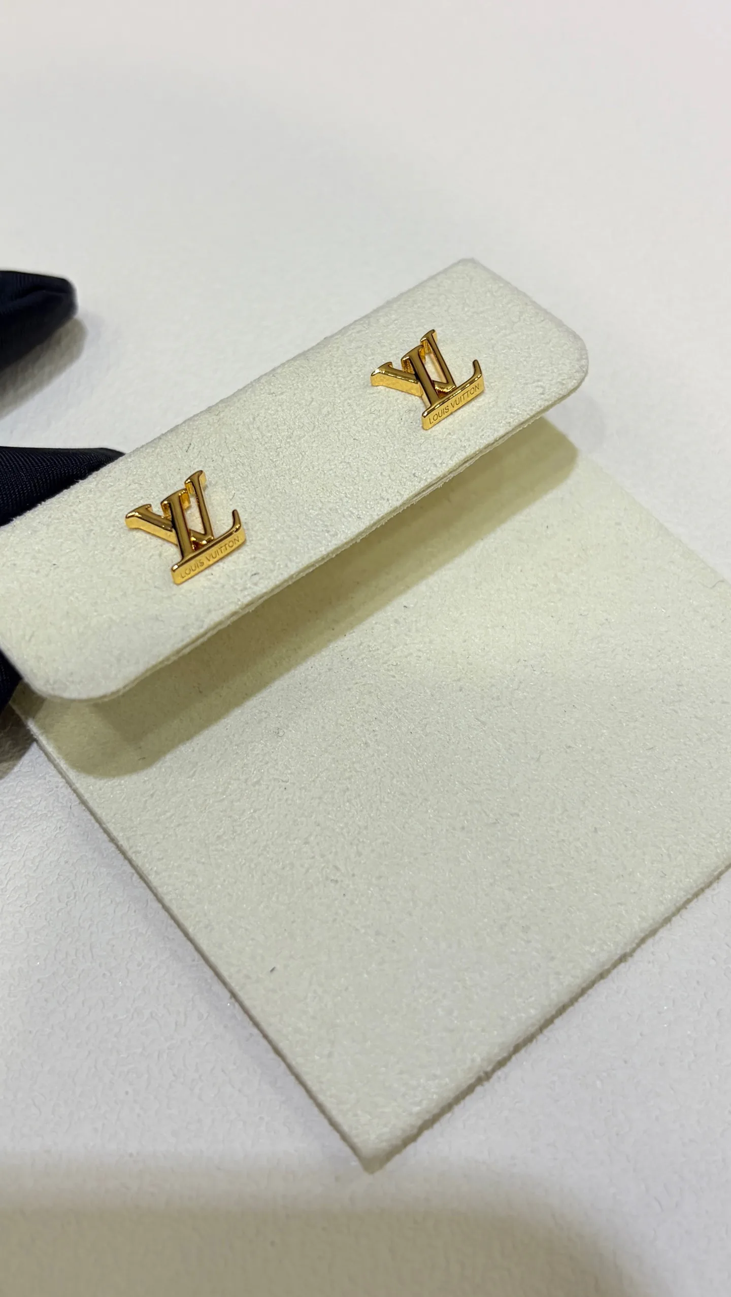 Jewelry LOUIS VUITTON 18454082