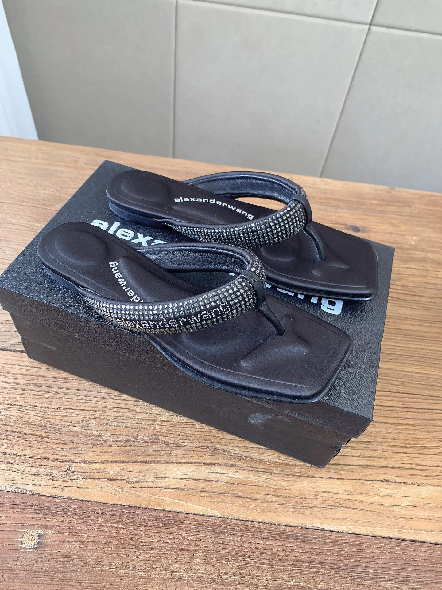 Women's Flip-Flops ALEXANDER WANG 17963254
