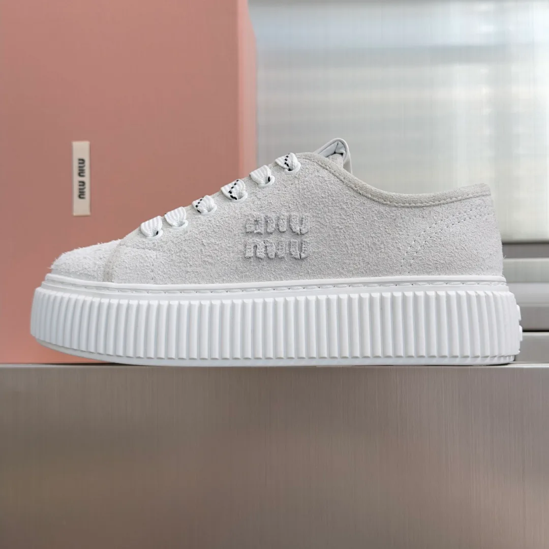 Women's Sneakers MIU MIU 17950572