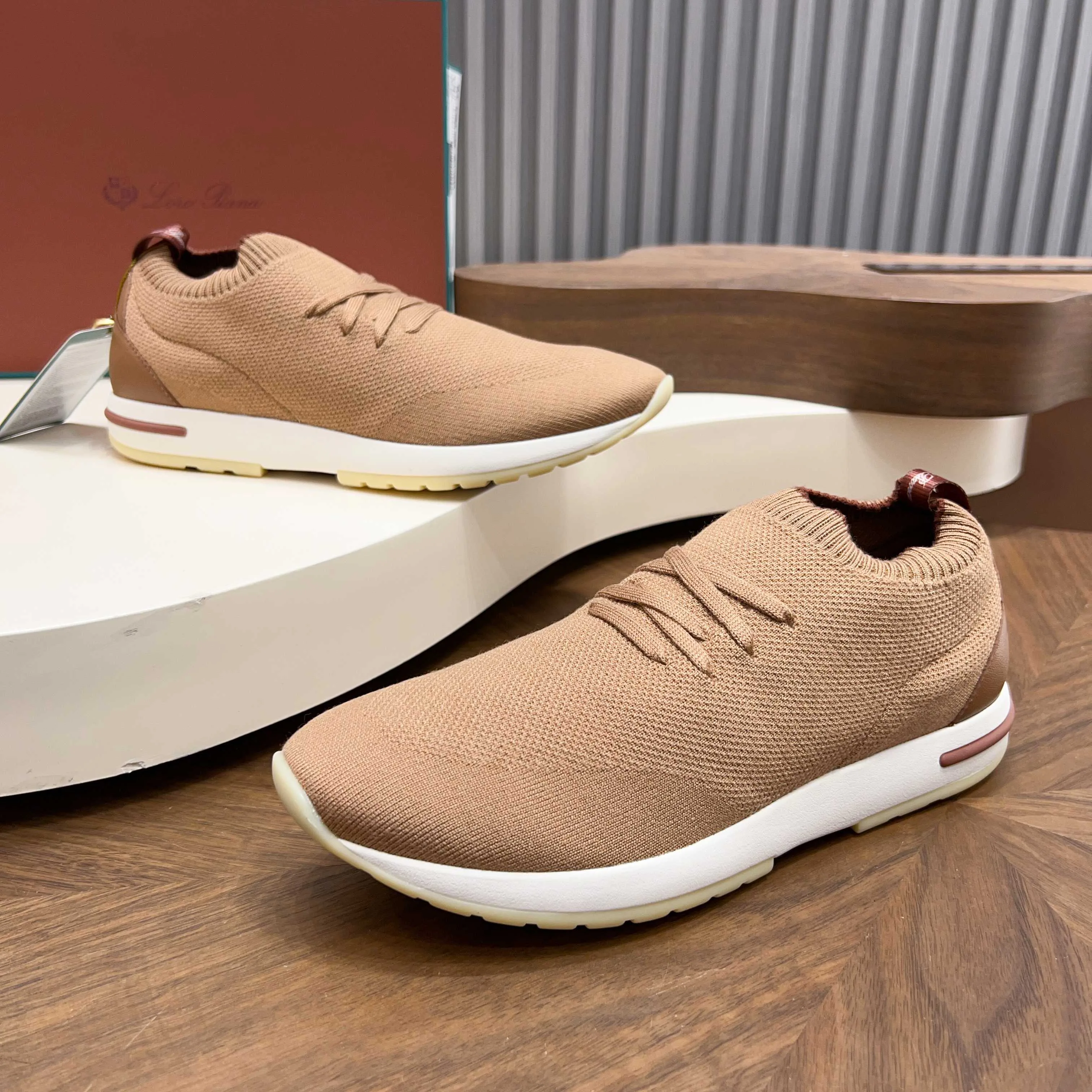 Men's Sneakers LORO PIANA 18250757