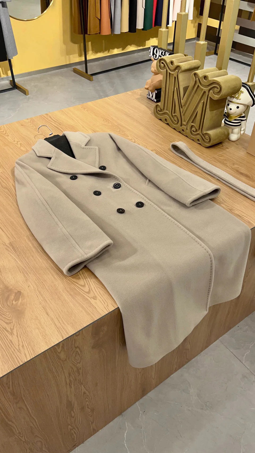 Women's Coats MAX MARA 18245190