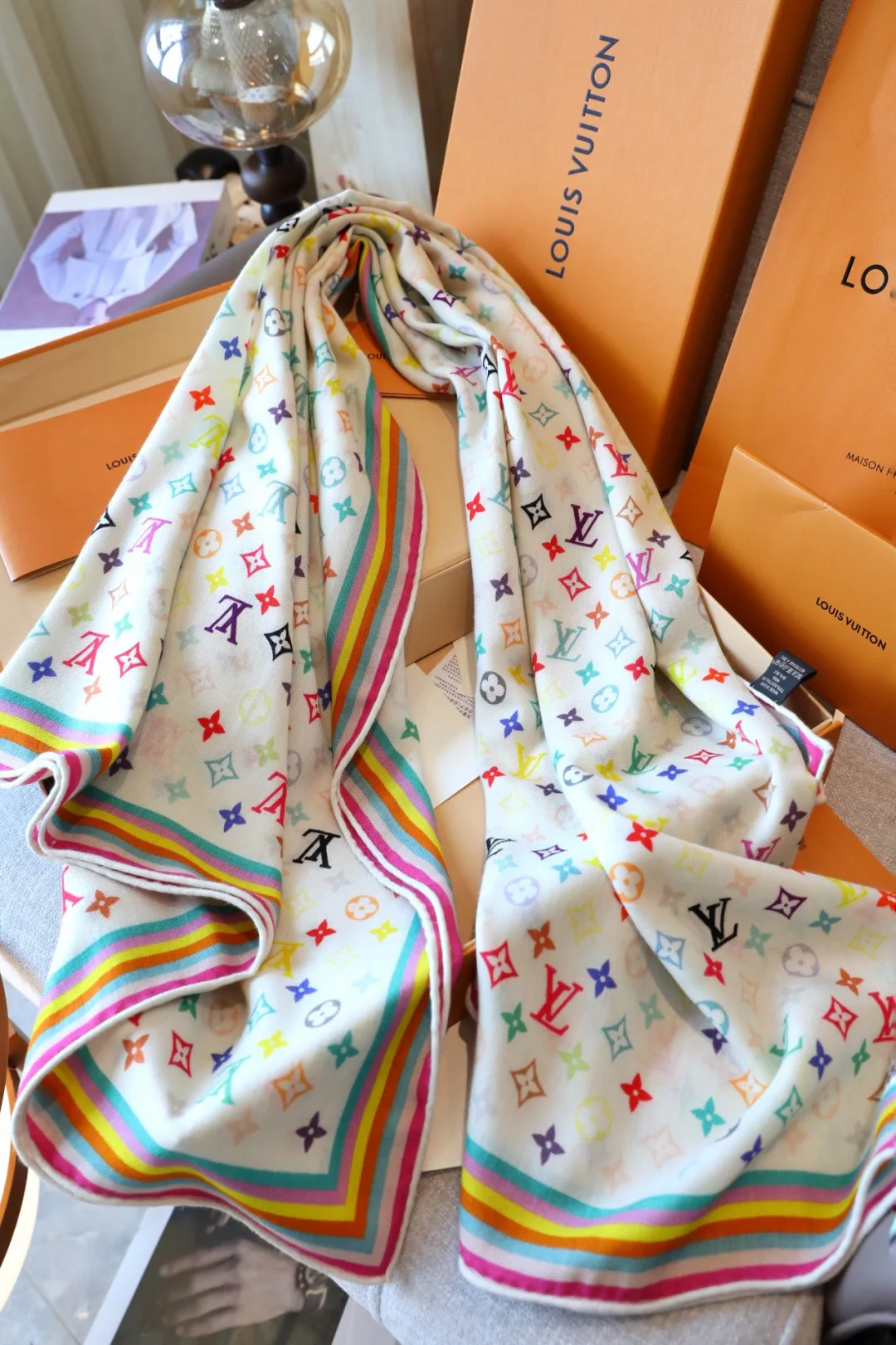 Silk Scarves LOUIS VUITTON 18222509