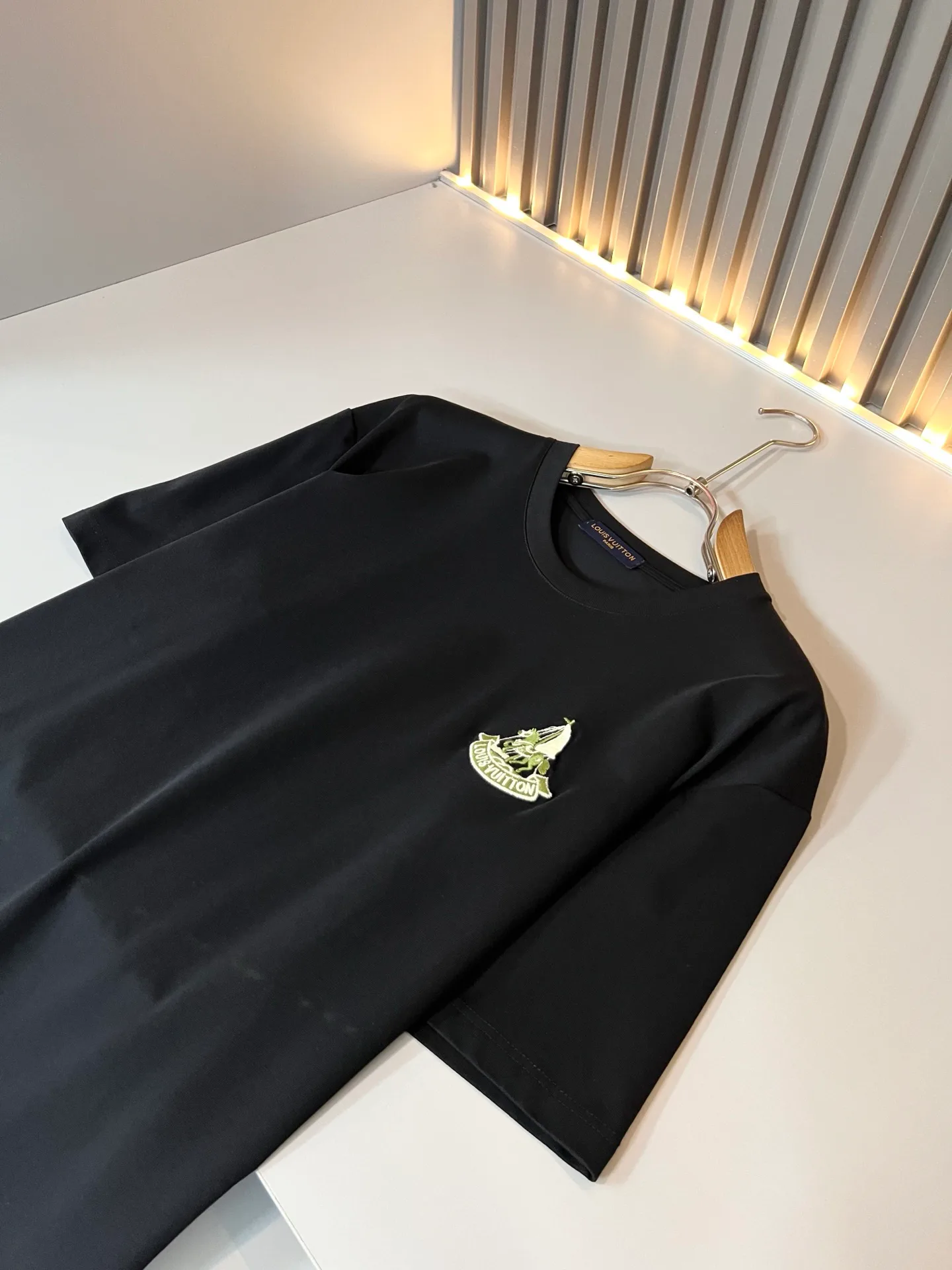 Men's T-Shirts LOUIS VUITTON 18446416