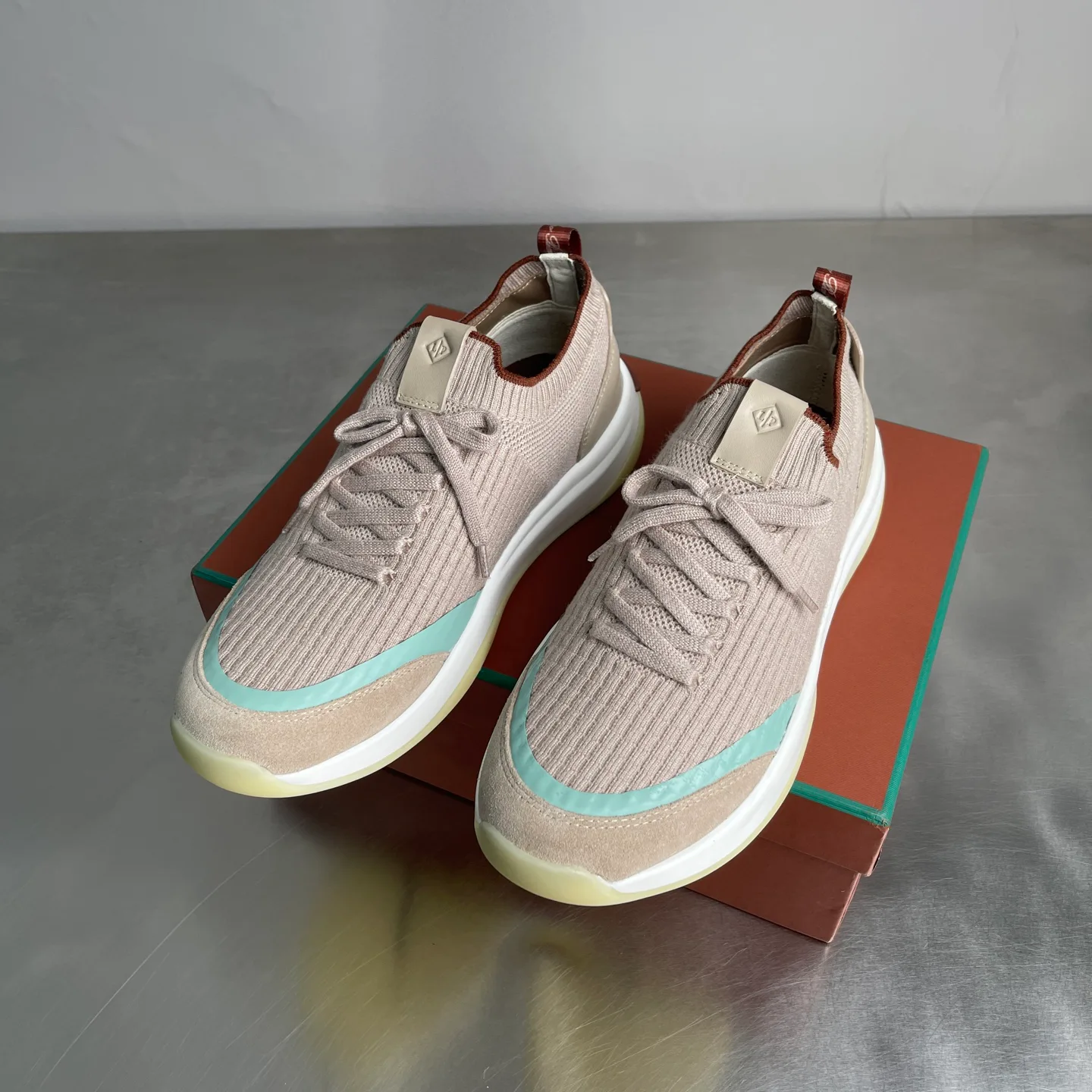 Men's Sneakers LORO PIANA 18234371