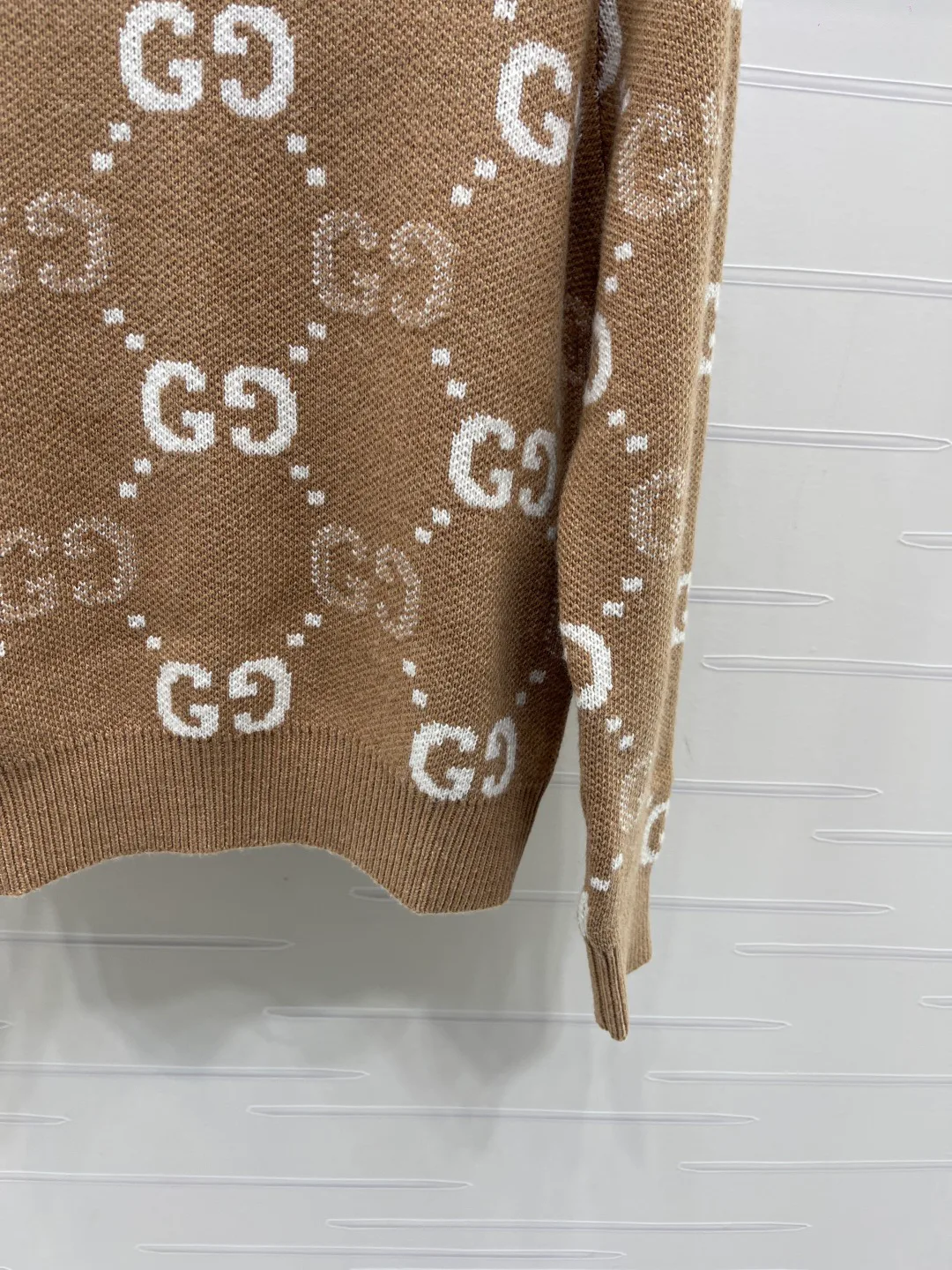Women's Jumpers And Sweaters GUCCI 17681869