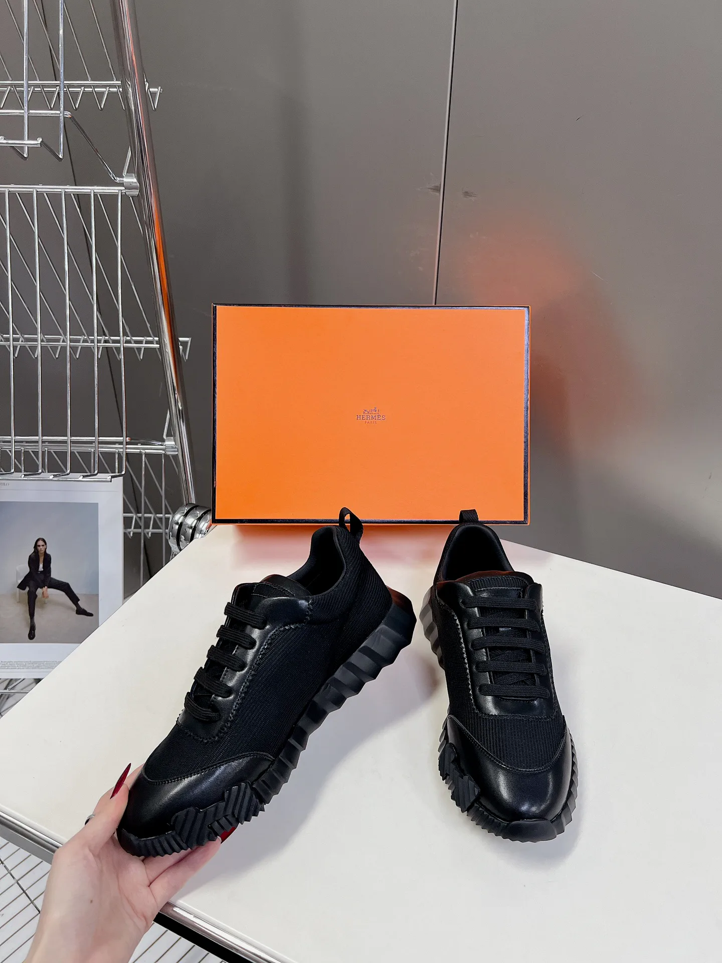 Women's Sneakers HERMES 18418625