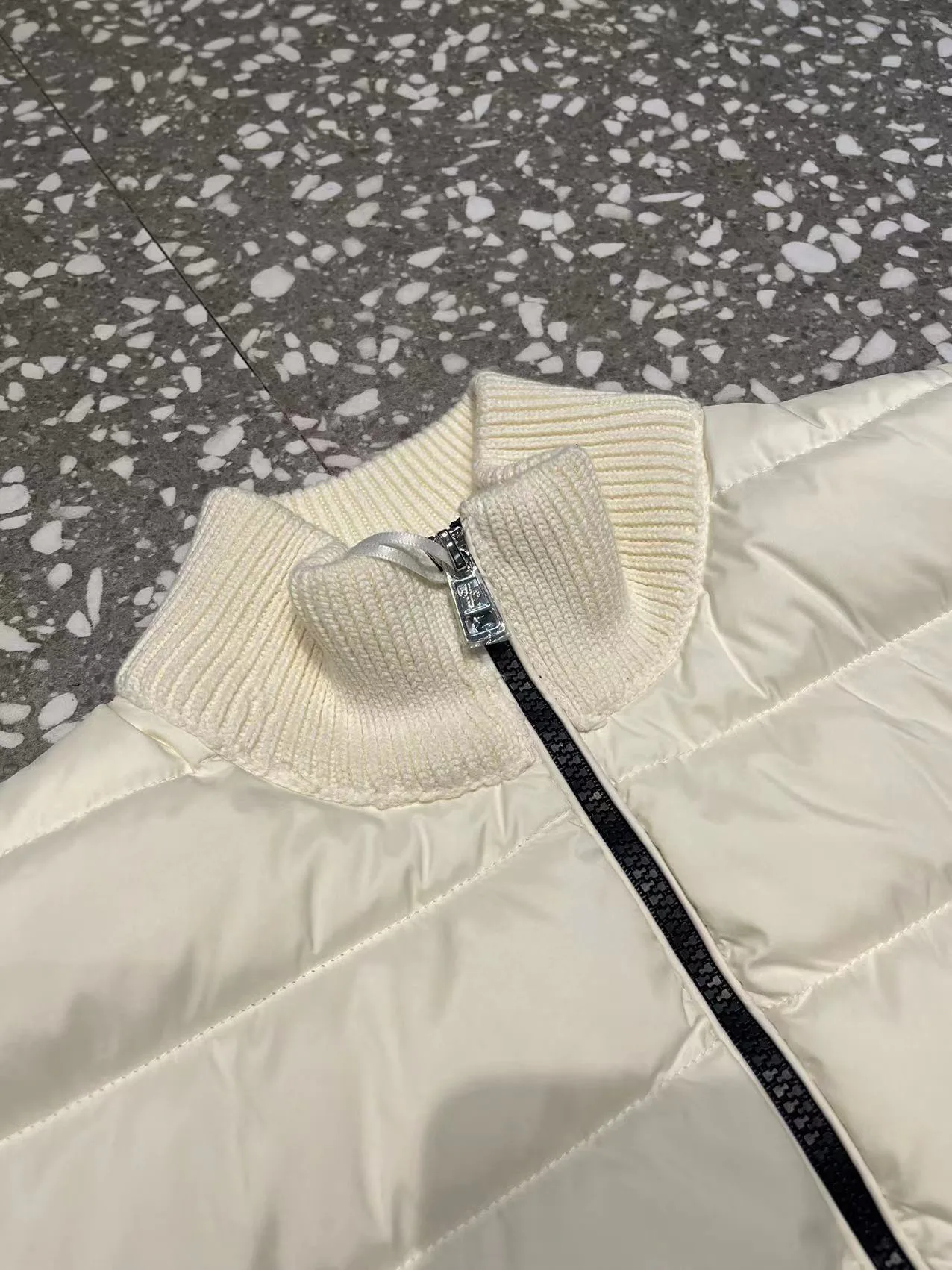 Men's Jackets And Down Jackets MONCLER 17542616