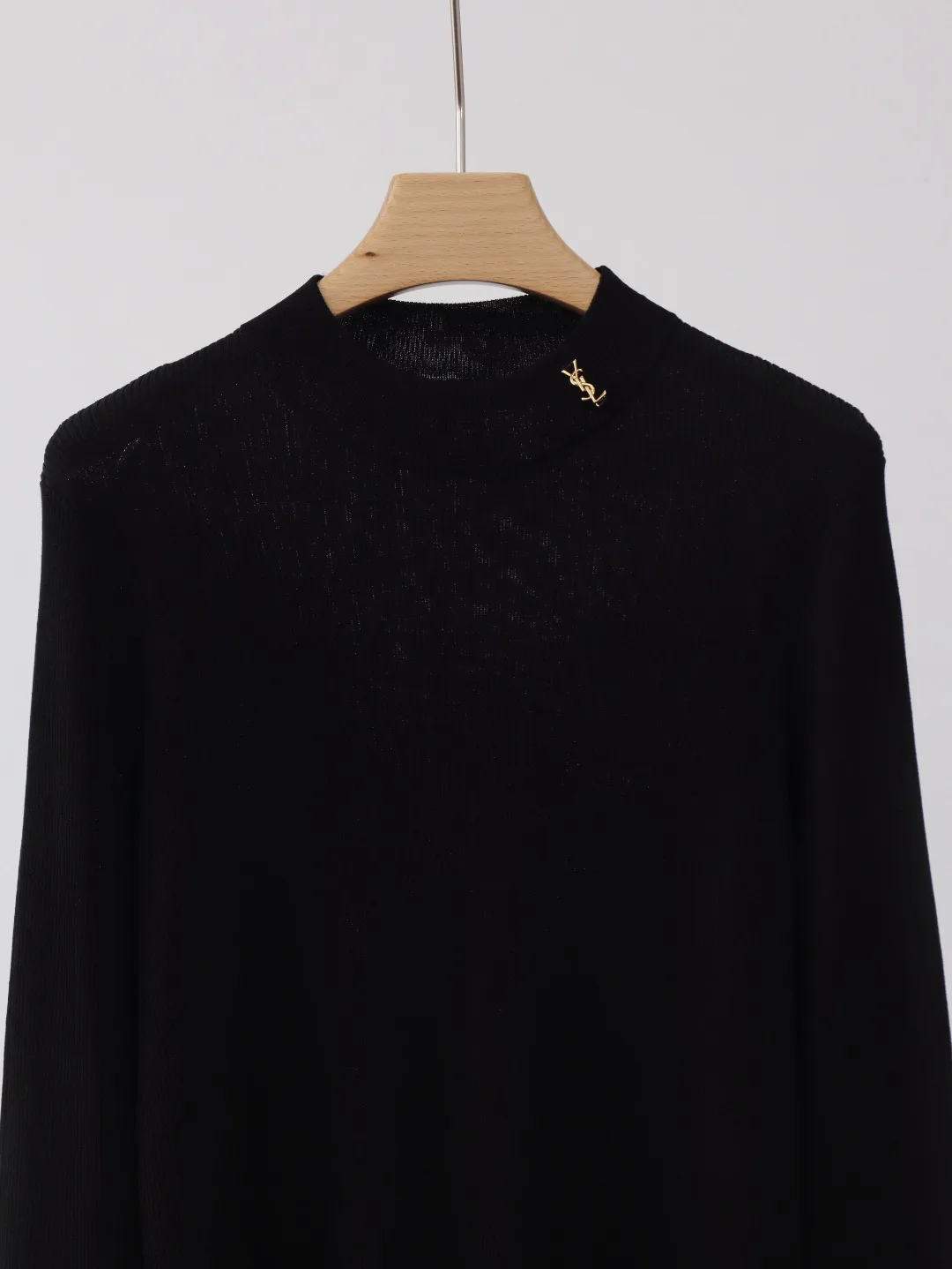 Women's Jumpers And Sweaters SAINT LAURENT 17817198