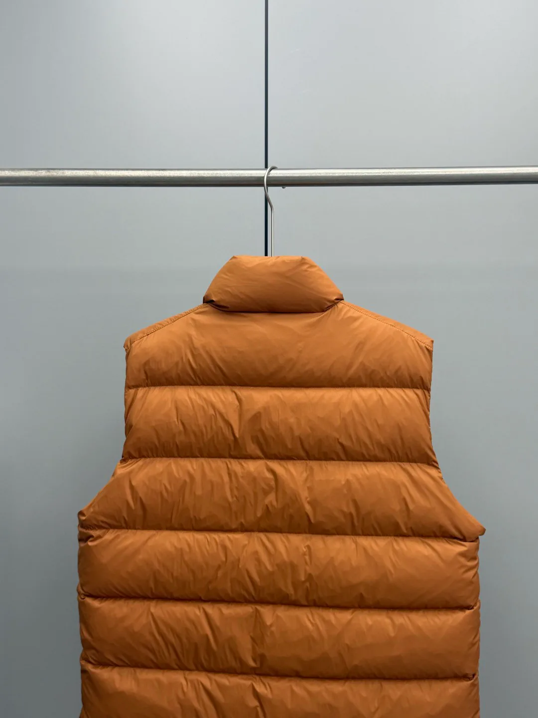 Жилеты Мужские Moncler 18684550