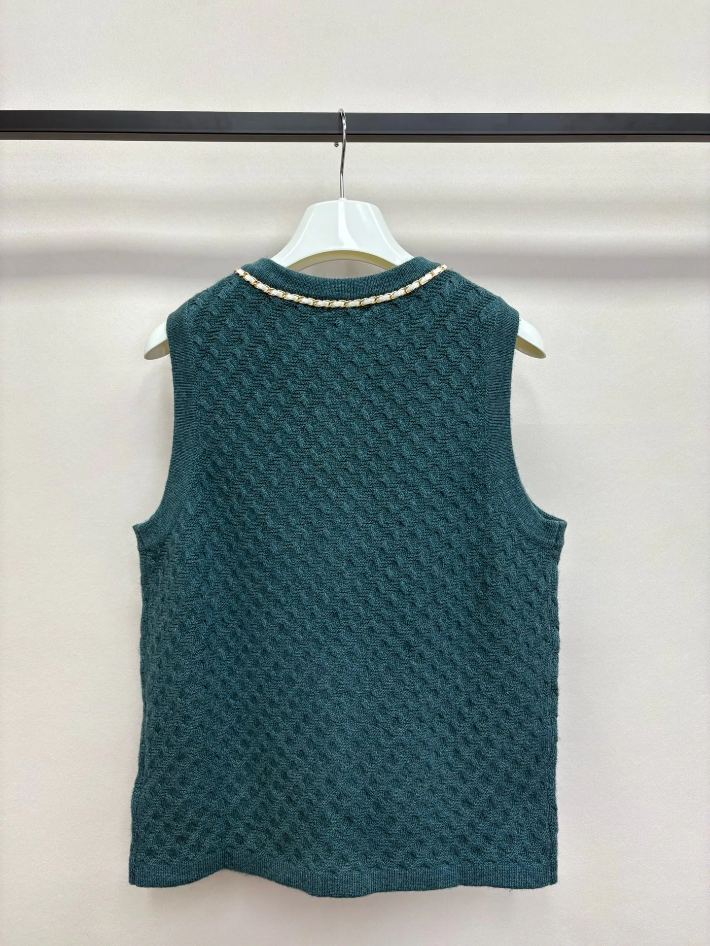 Women's Vests CHANEL 18028703