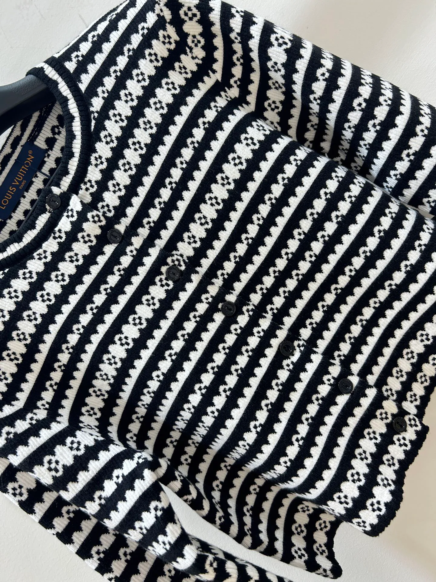 Women's Jumpers And Sweaters LOUIS VUITTON 18097385