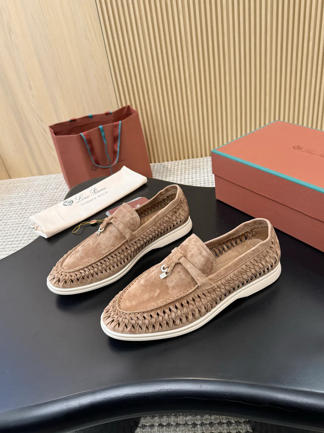 Women's Loafers And Moccasins LORO PIANA 18233100