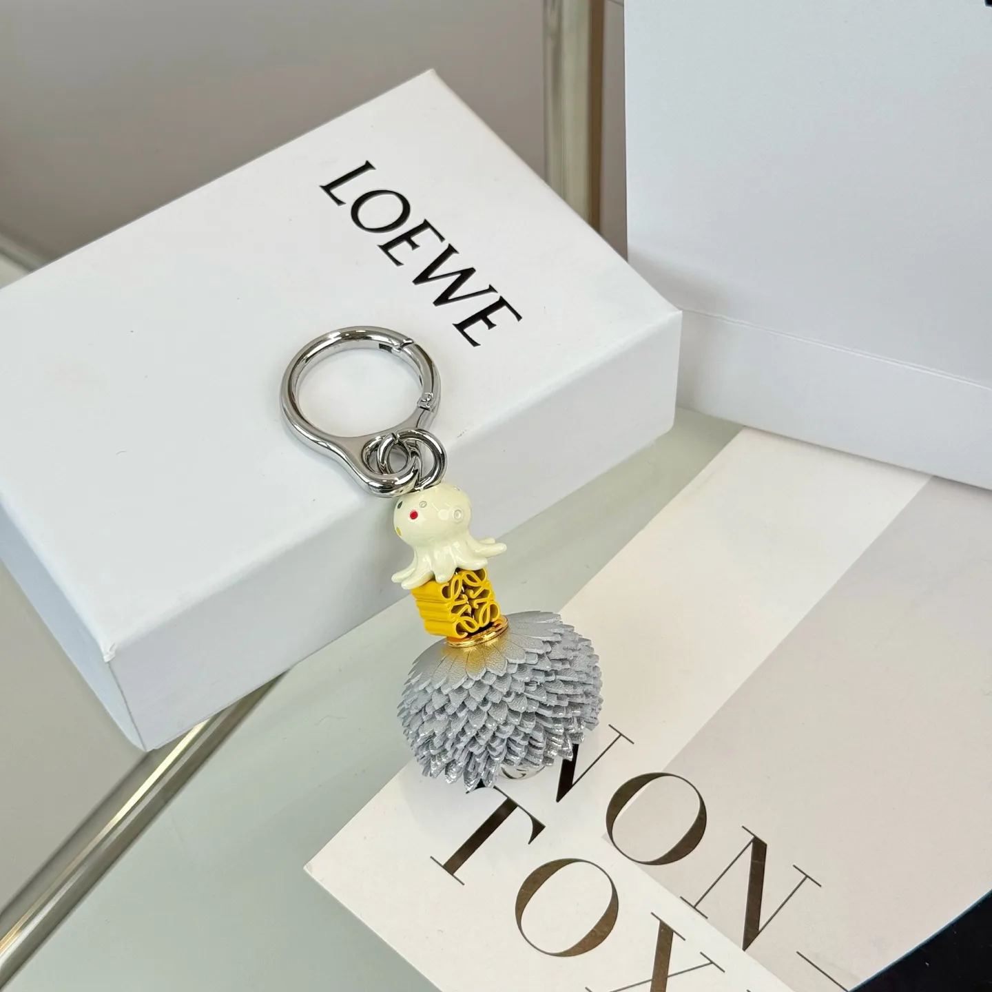 Key Cases LOEWE 18014101