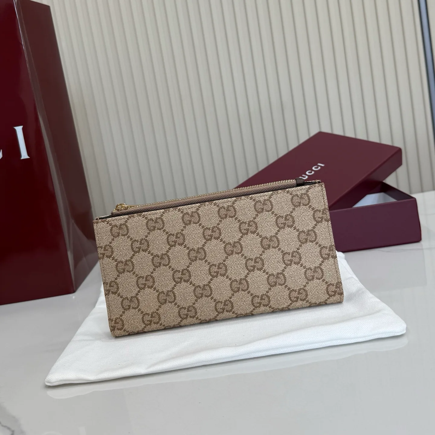 Women's Clutches GUCCI 17948300