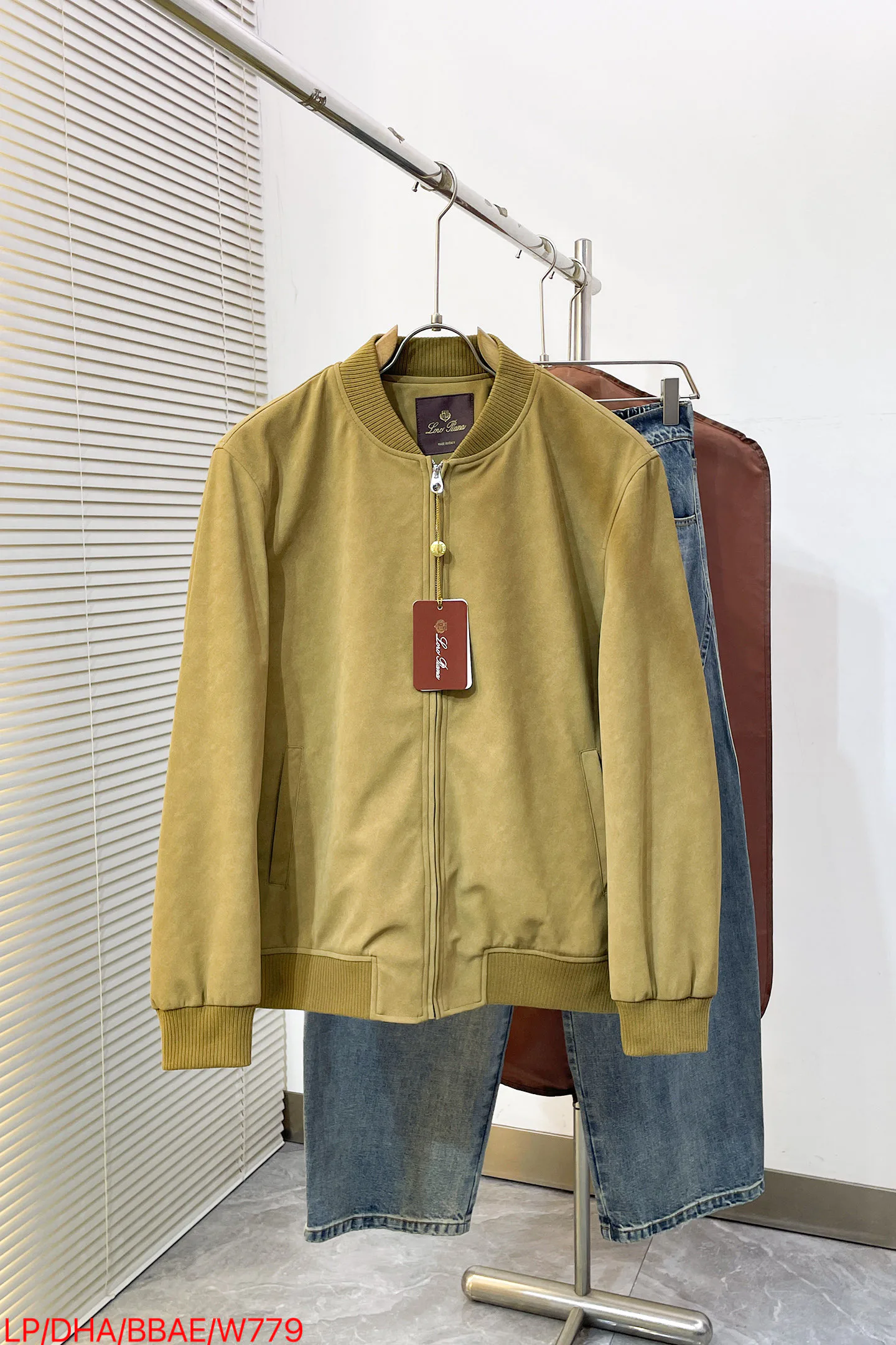 Men's Jackets And Down Jackets LORO PIANA 18392108