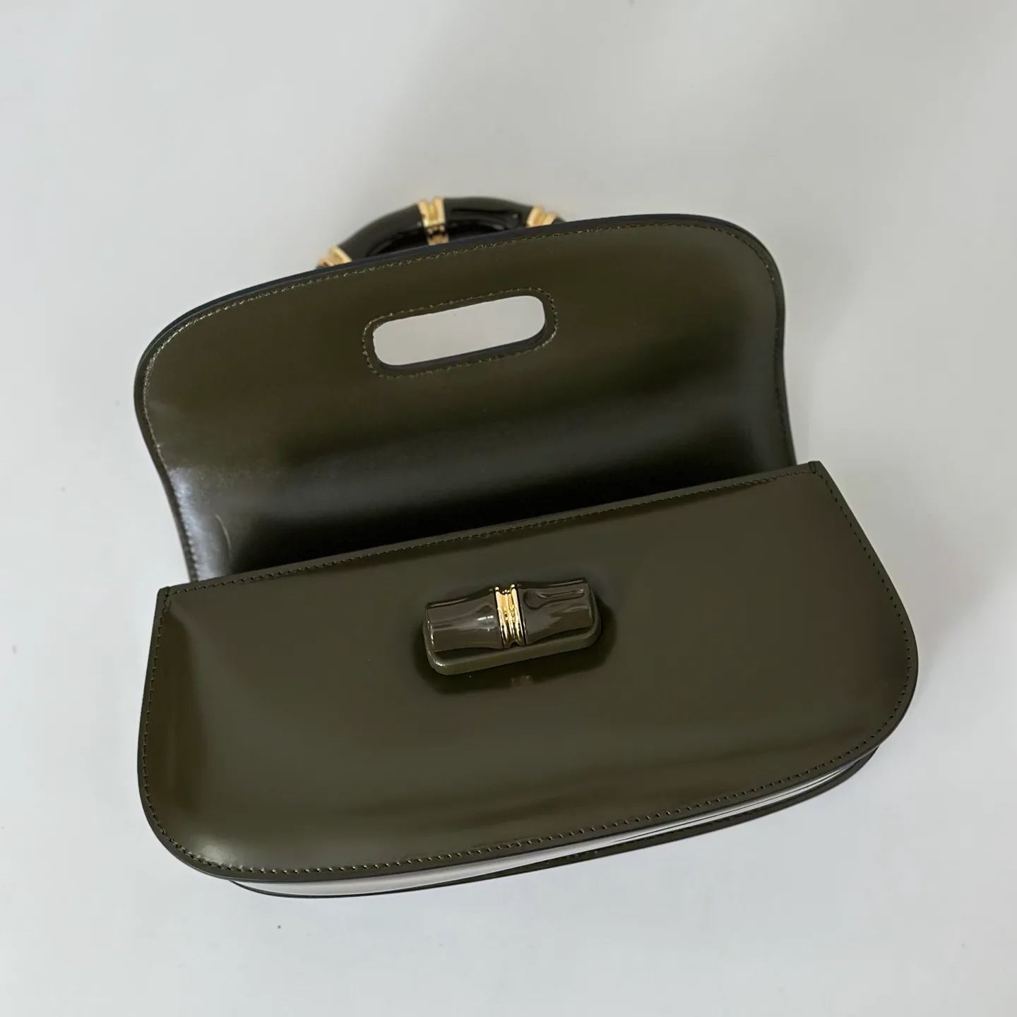 Women's Classic Handbags GUCCI 18361936