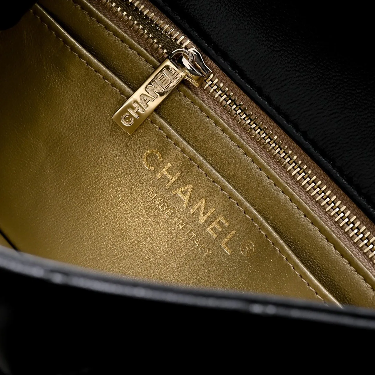 Women's Classic Handbags CHANEL 18148079